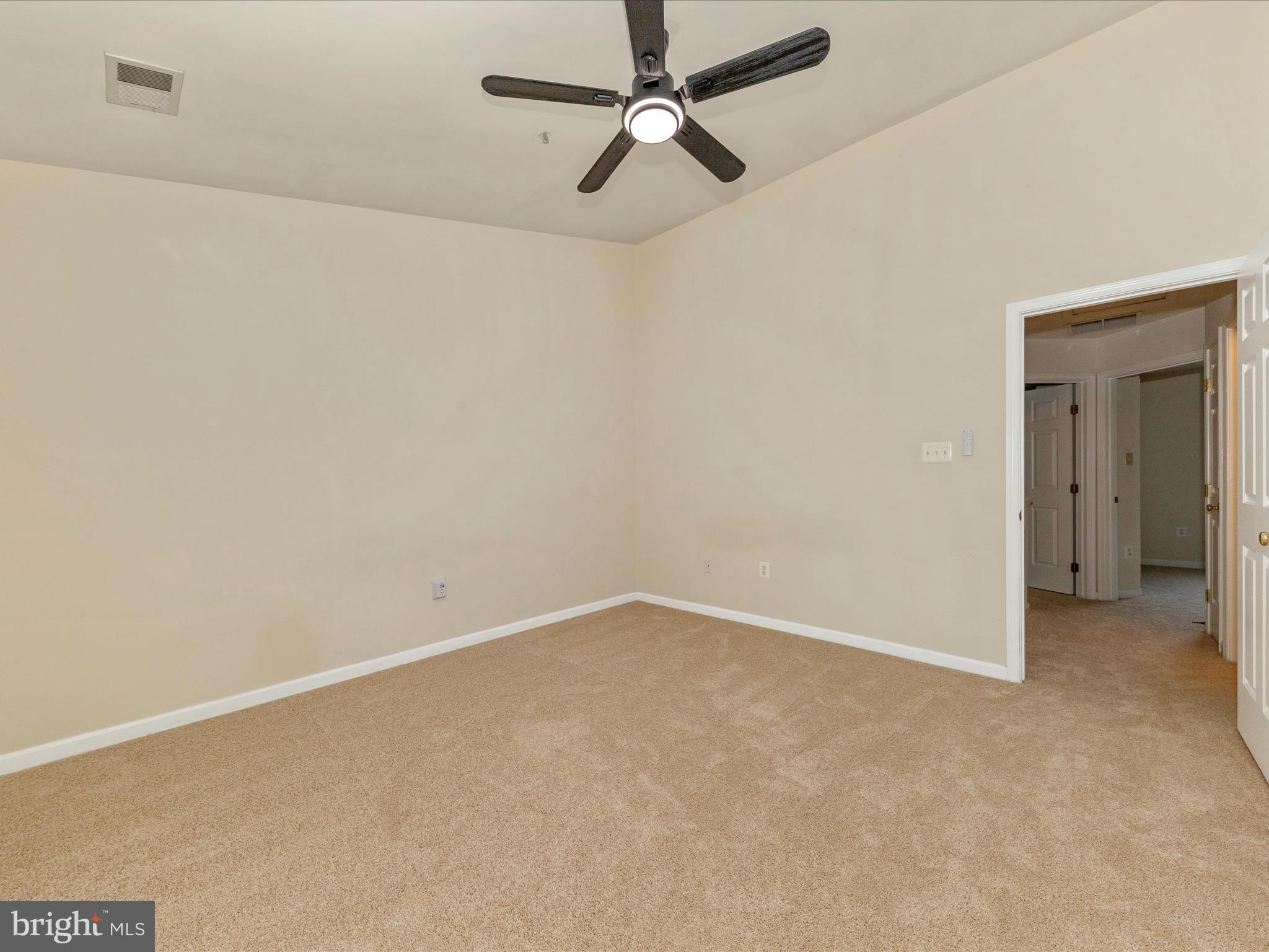 SPRING RIDGE - Residential