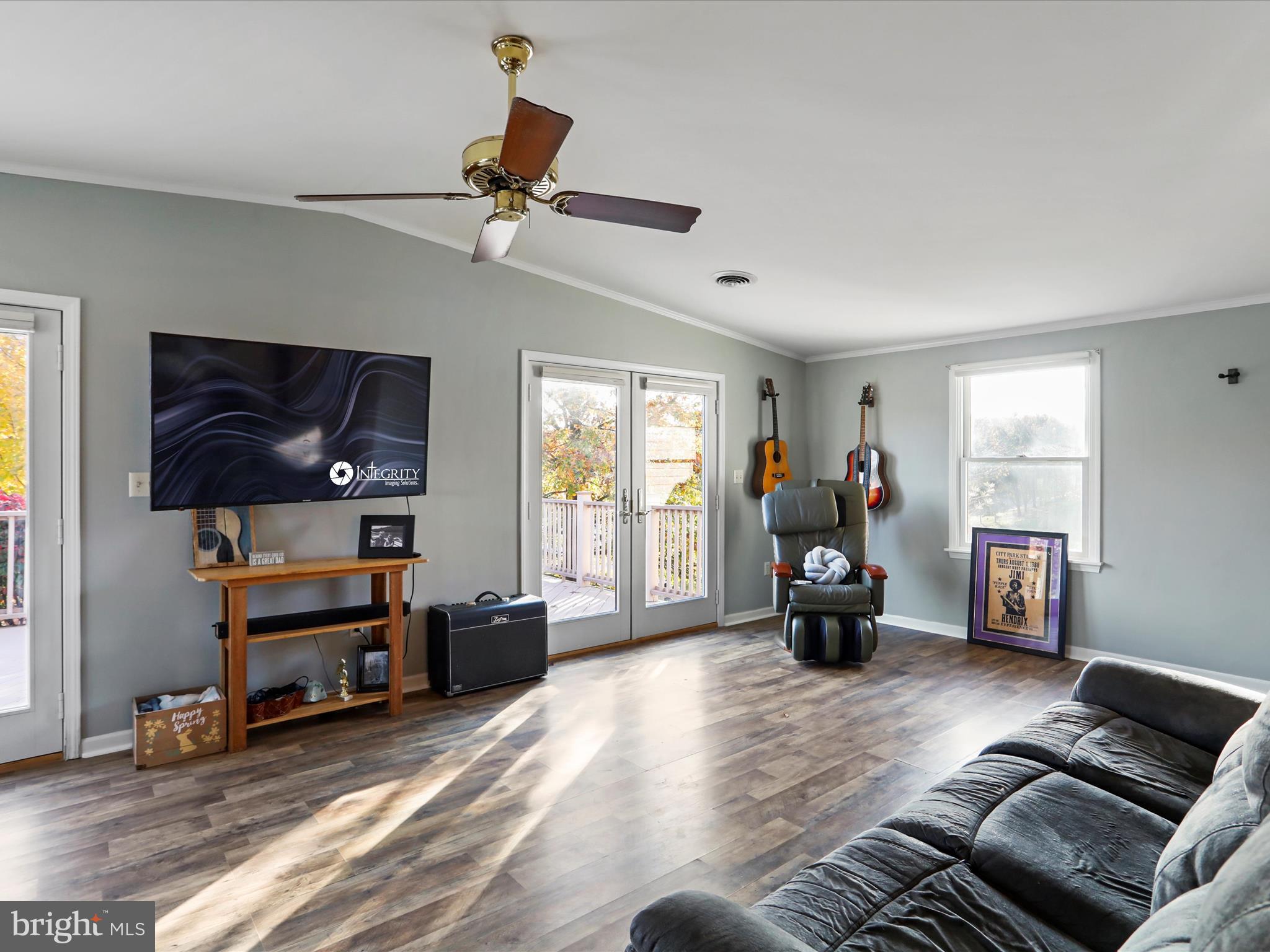 RIDGE VIEW - Residential