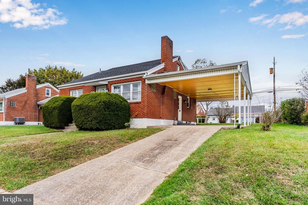 Photo of 4926 Constitution Avenue, HARRISBURG, PA 17109 (MLS # PADA2050296)