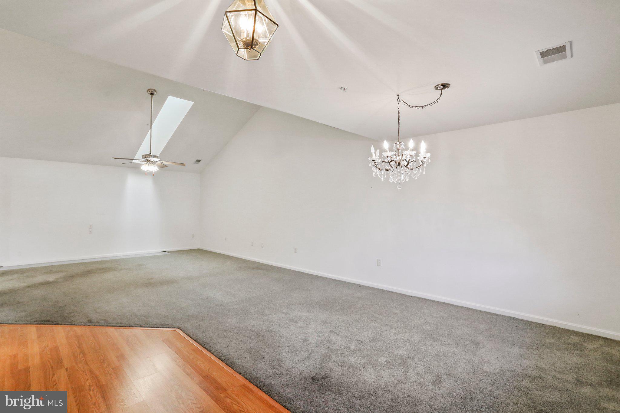 ENGLEBROOK PARK - Residential