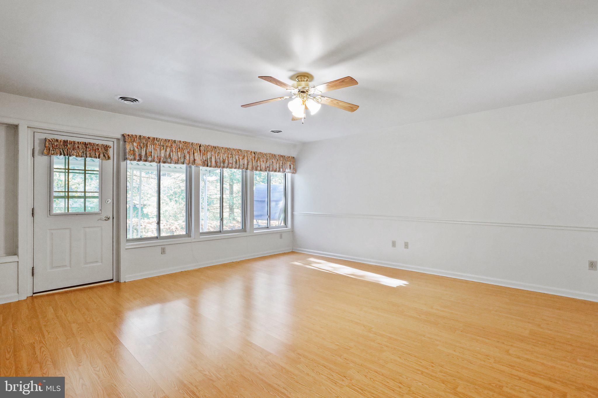 ENGLEBROOK PARK - Residential