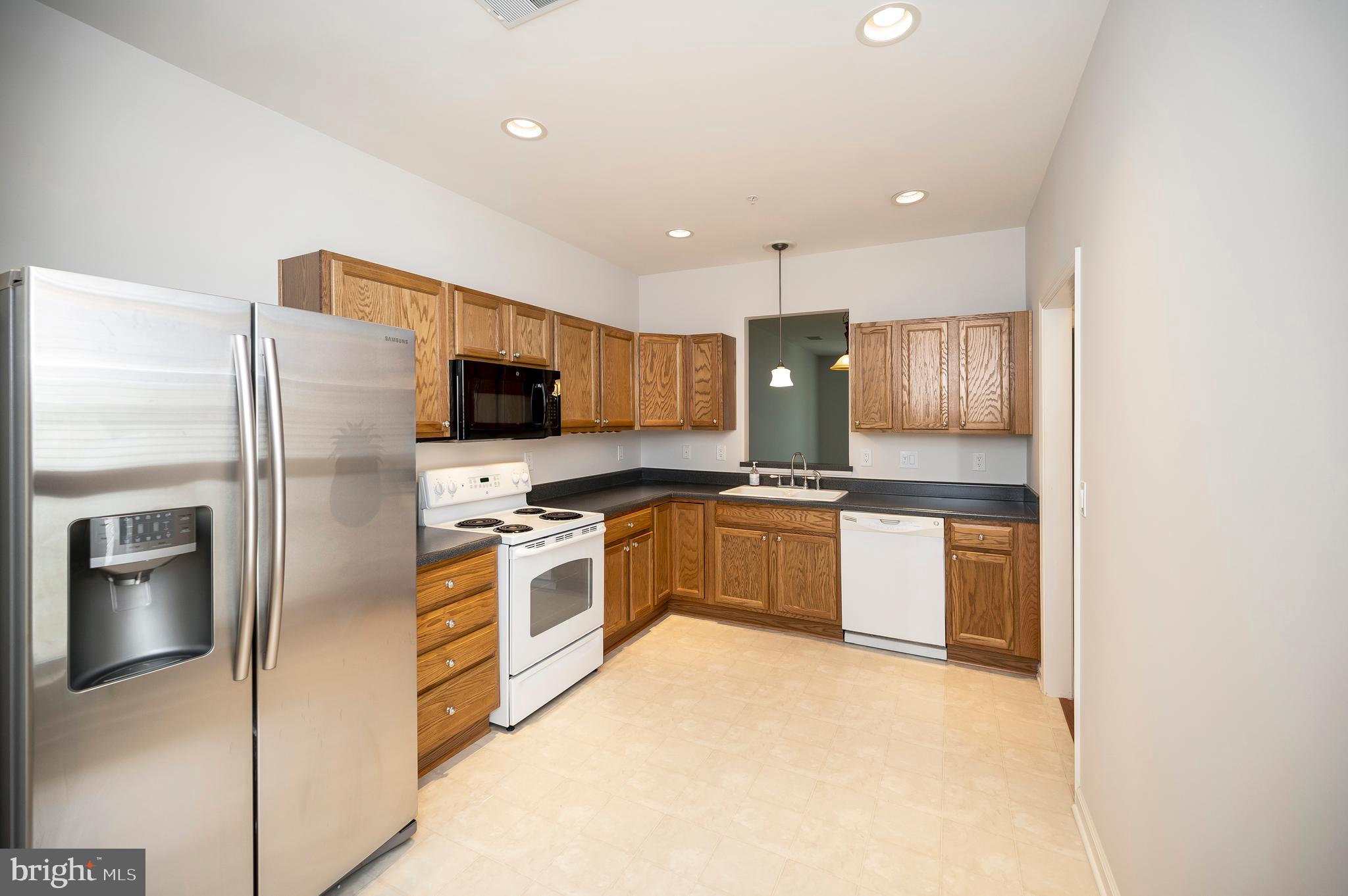 THE VILLAS AT FALLS RUN - Residential