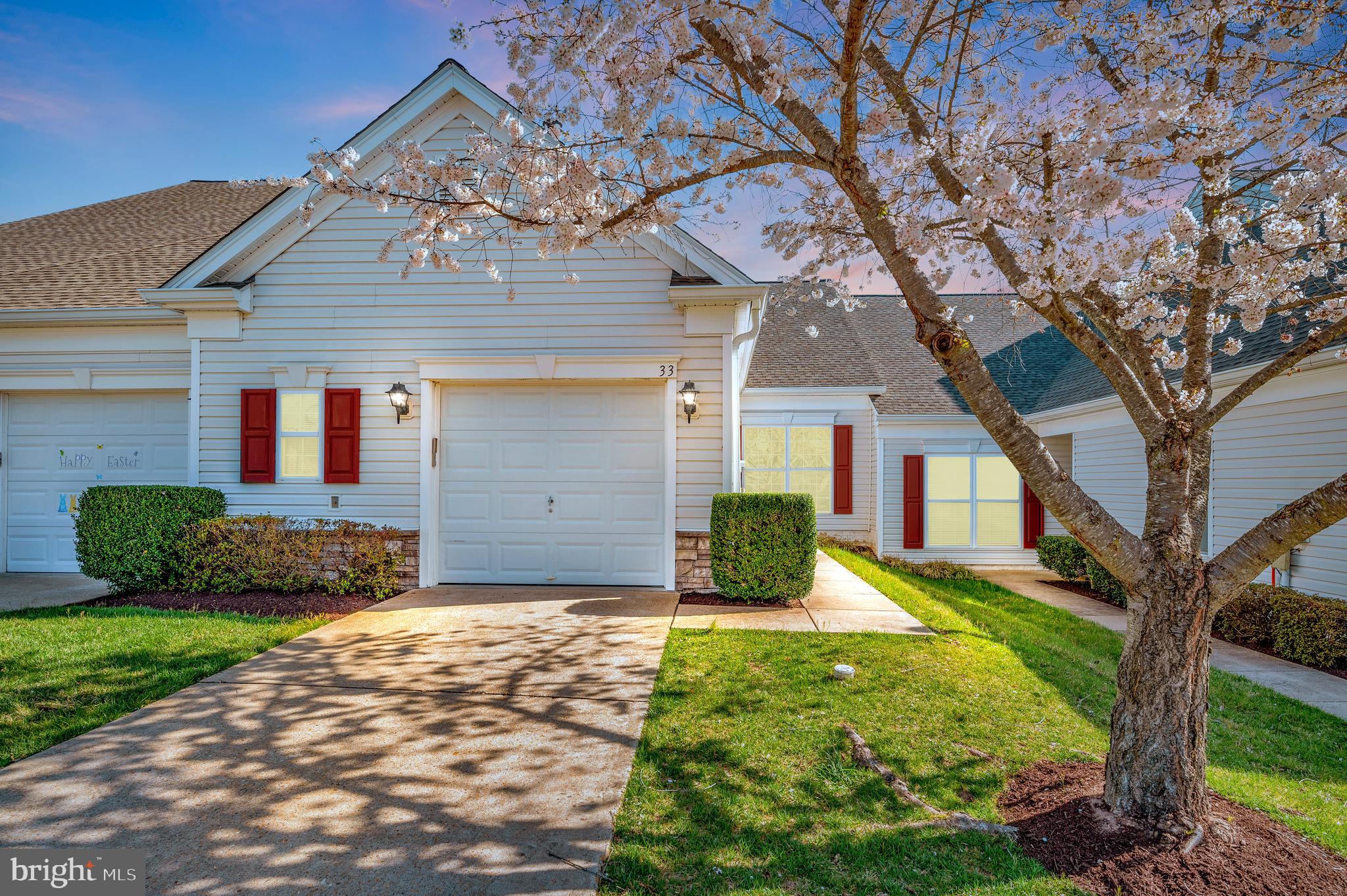 THE VILLAS AT FALLS RUN - Residential