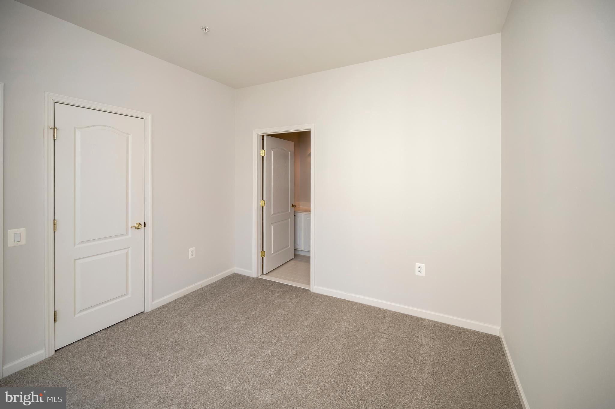 THE VILLAS AT FALLS RUN - Residential