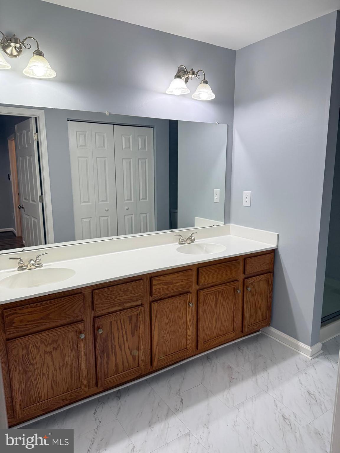 HUDSON VILLAGE - Residential