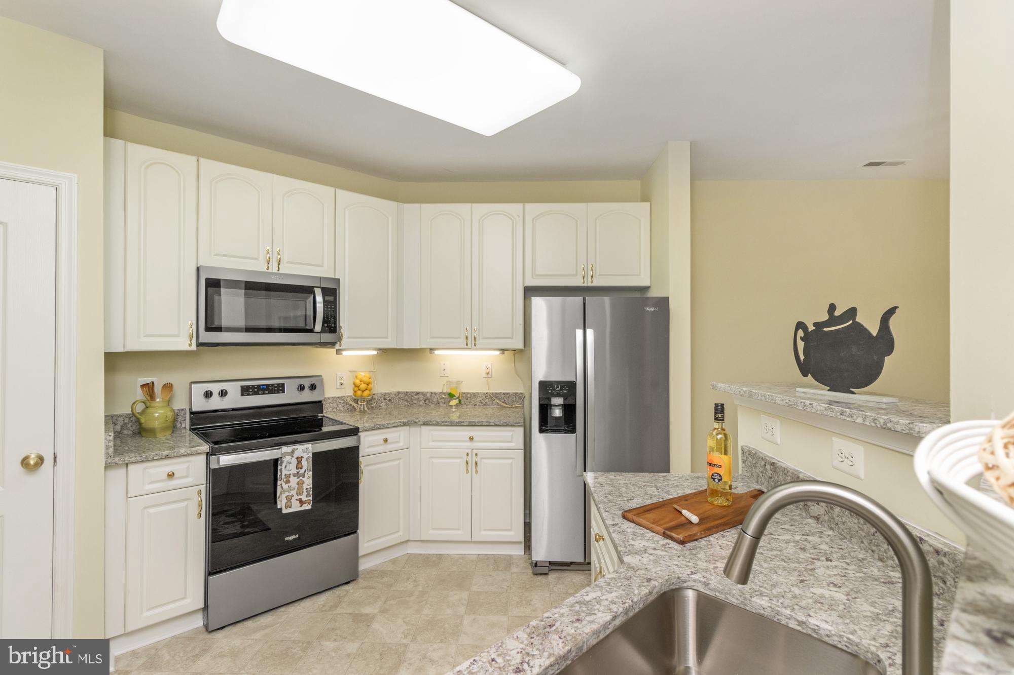 400 SYMPHONY CIRCLE 136E