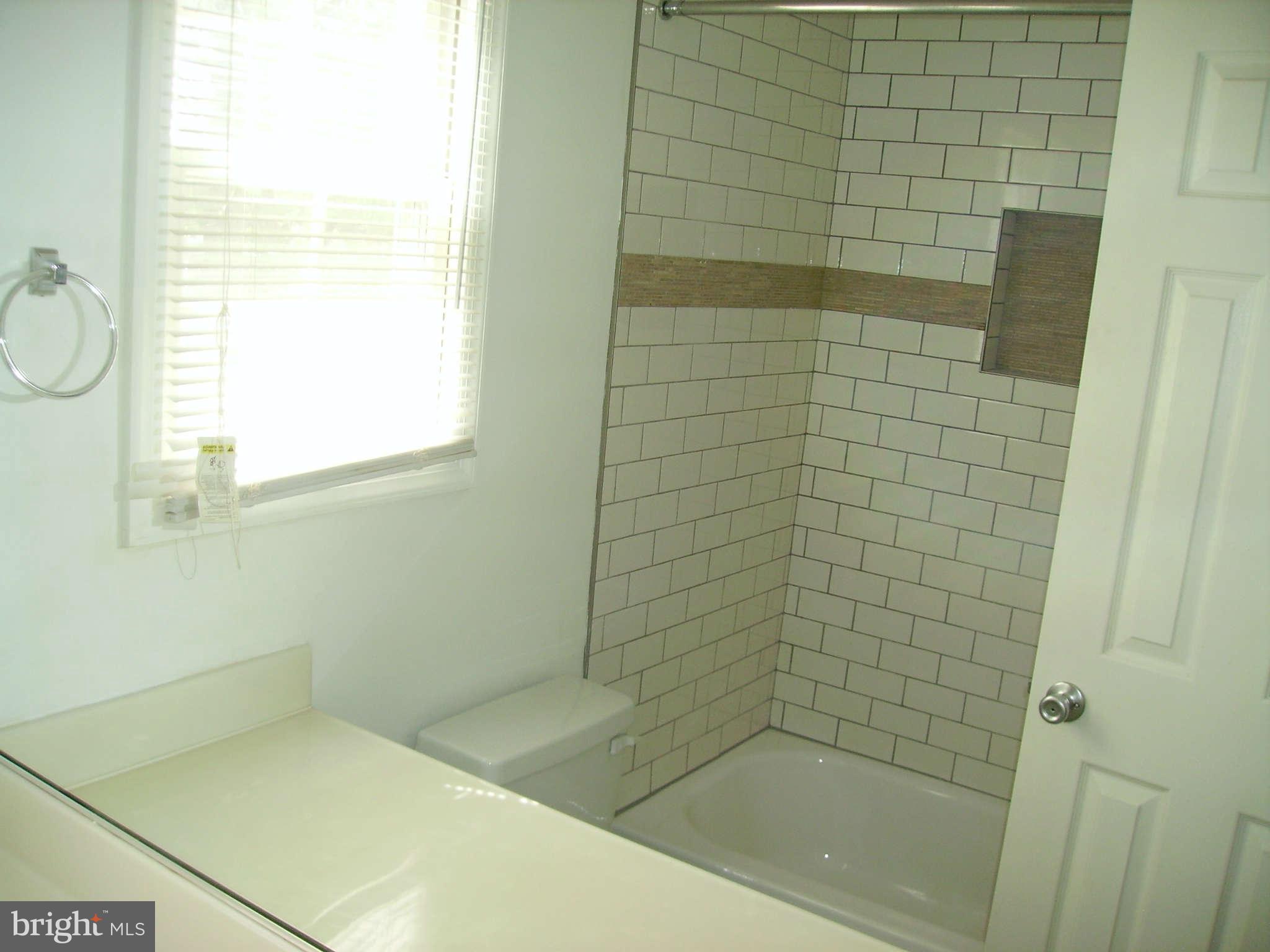 THE VILLAS AT COUNTRYSIDE - Residential Lease