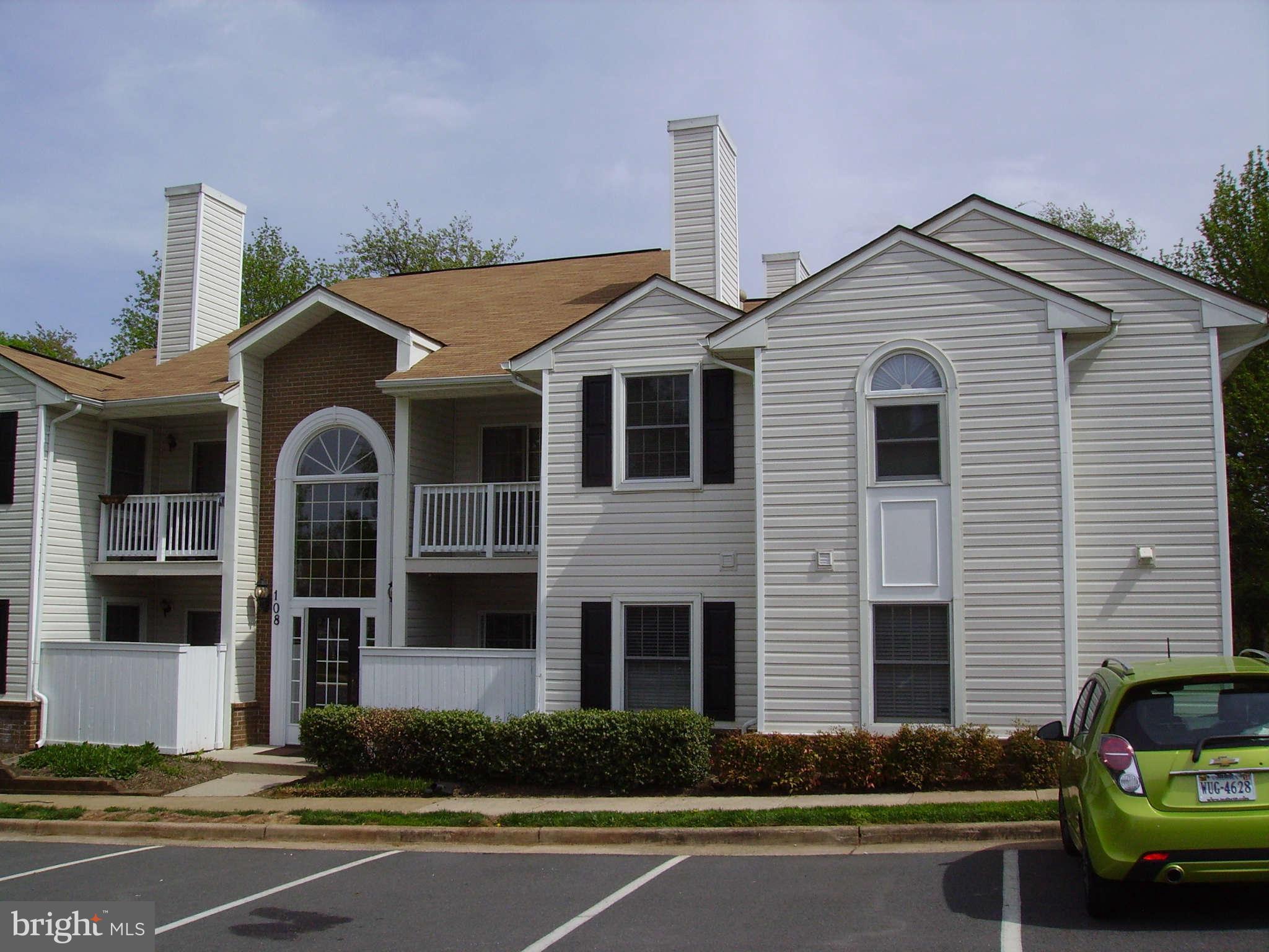 THE VILLAS AT COUNTRYSIDE - Residential Lease