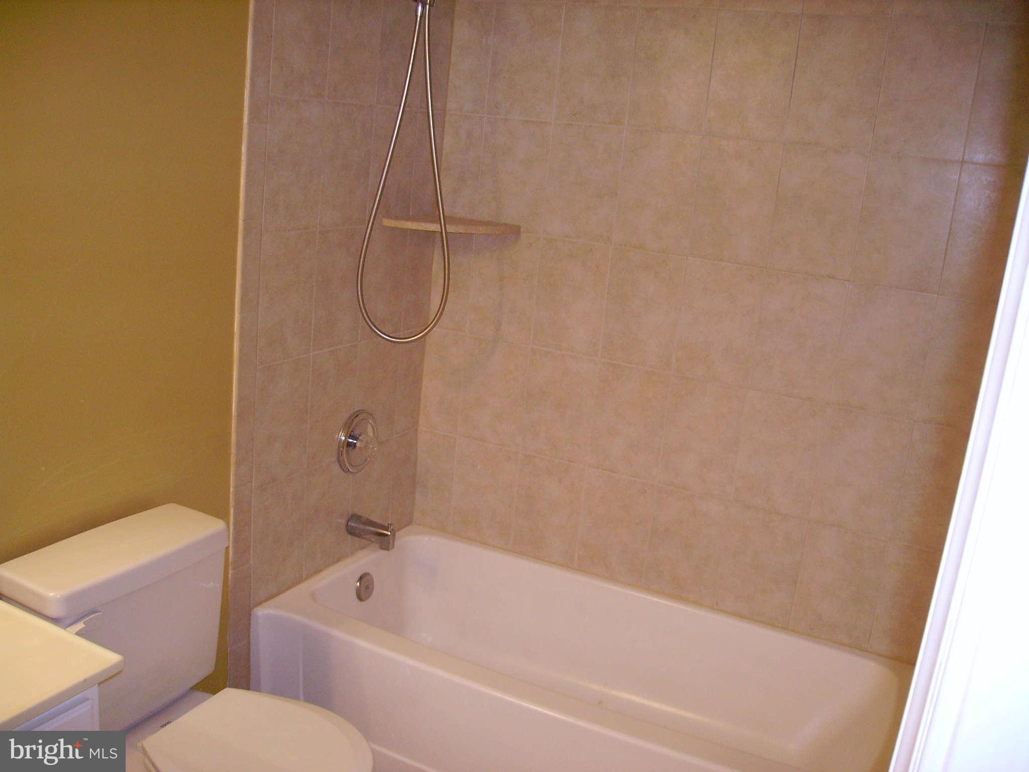 THE VILLAS AT COUNTRYSIDE - Residential Lease