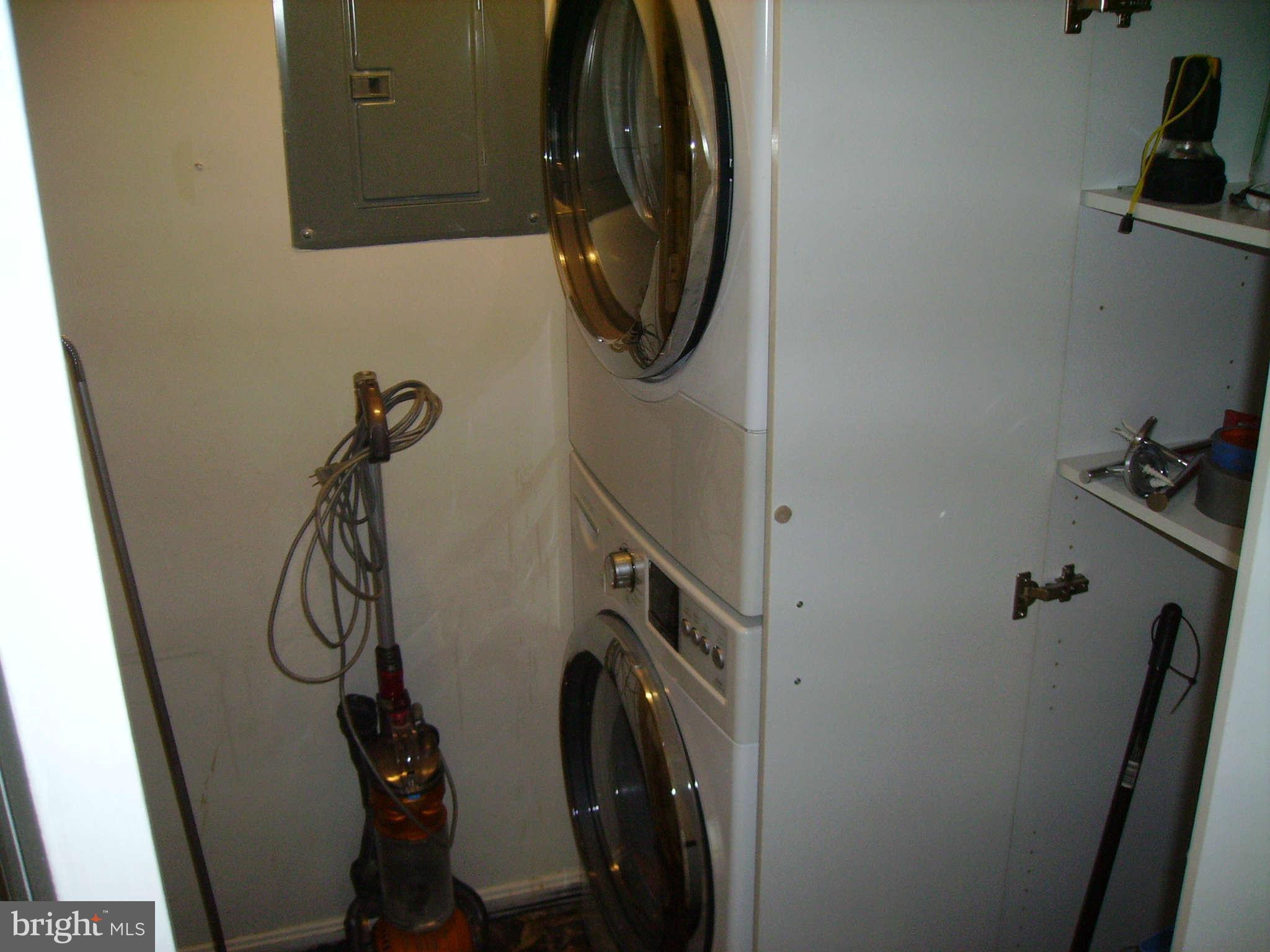 THE VILLAS AT COUNTRYSIDE - Residential Lease