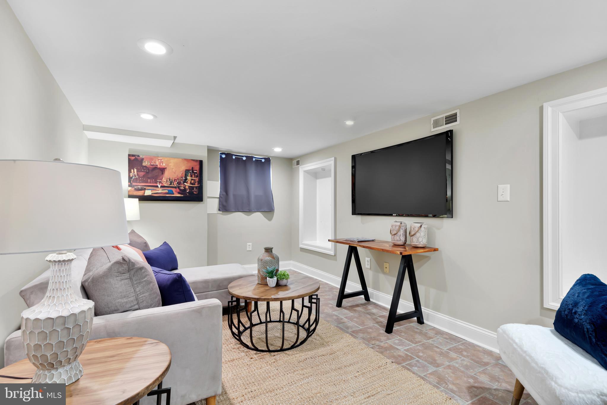 BREWERS HILL - Residential