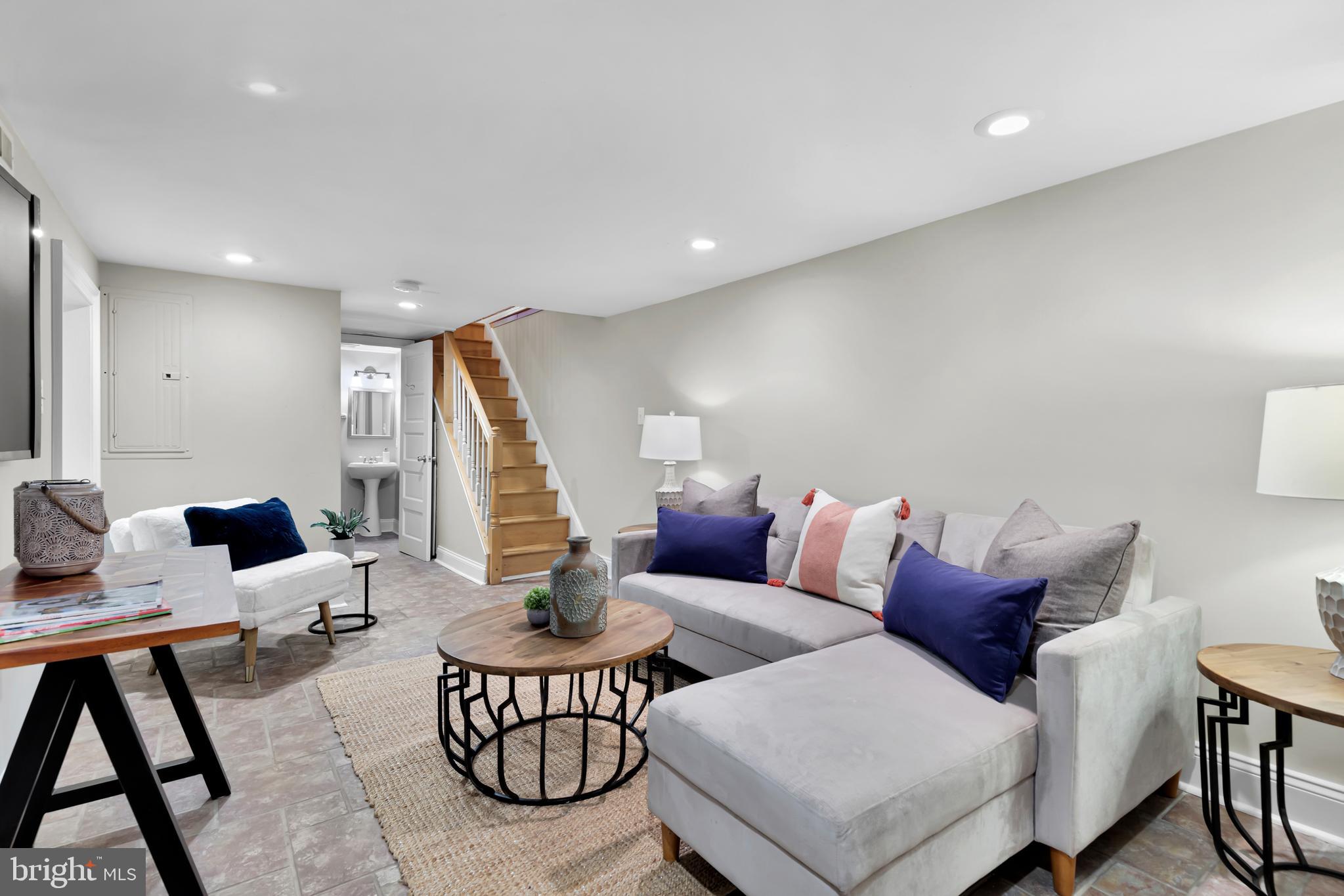 BREWERS HILL - Residential