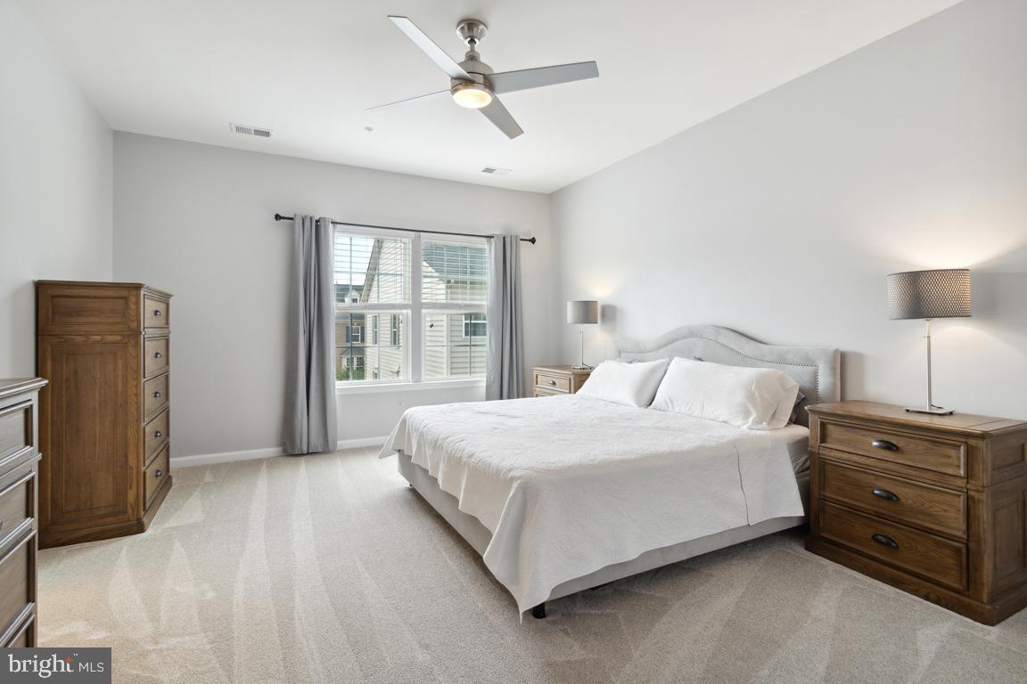 GREENBELT STATION - Residential