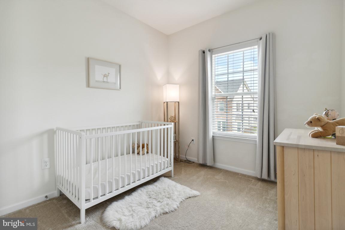 GREENBELT STATION - Residential