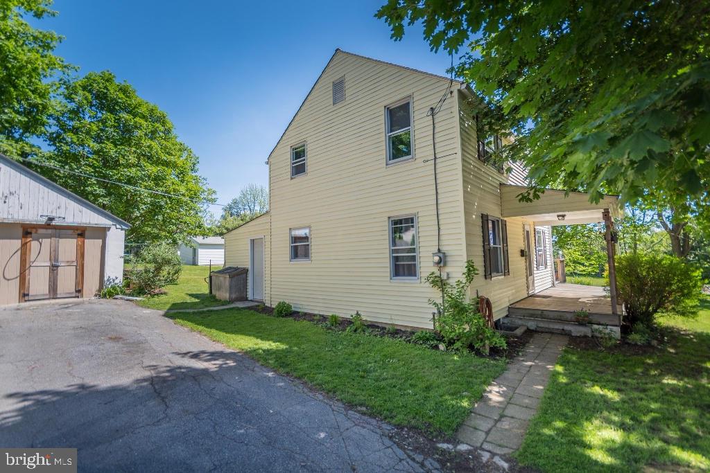 LITITZ BOROUGH - Residential