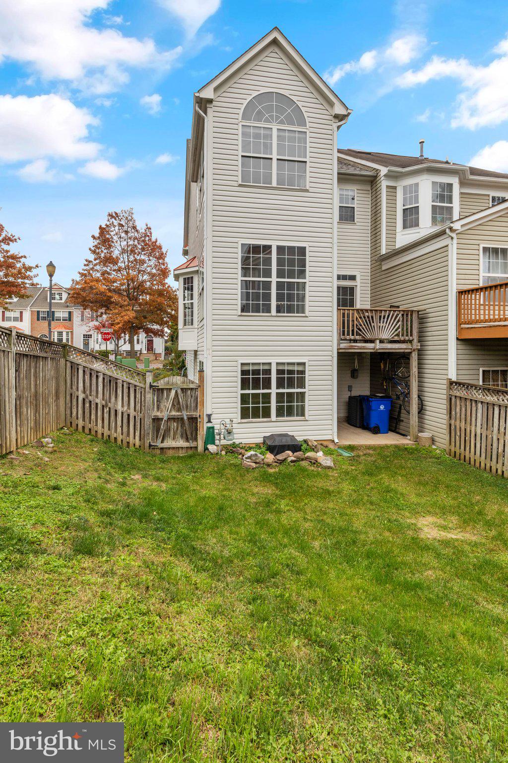 TUSCARORA KNOLLS - Residential