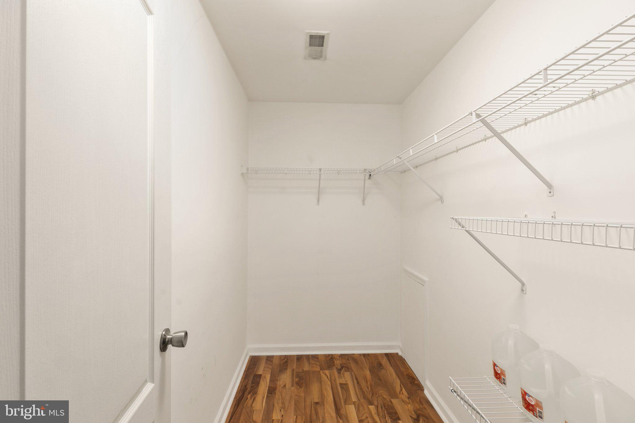 TUSCARORA KNOLLS - Residential