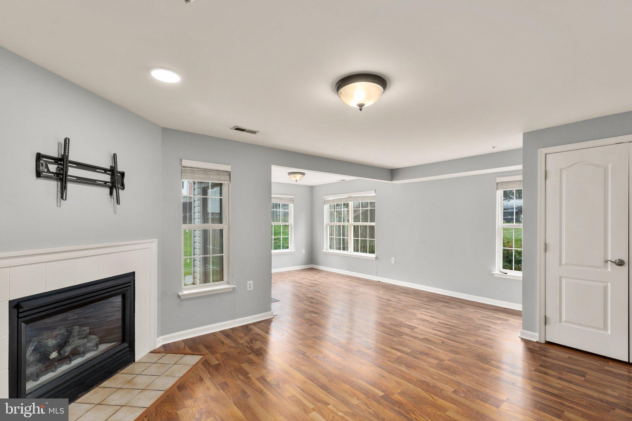 TUSCARORA KNOLLS - Residential