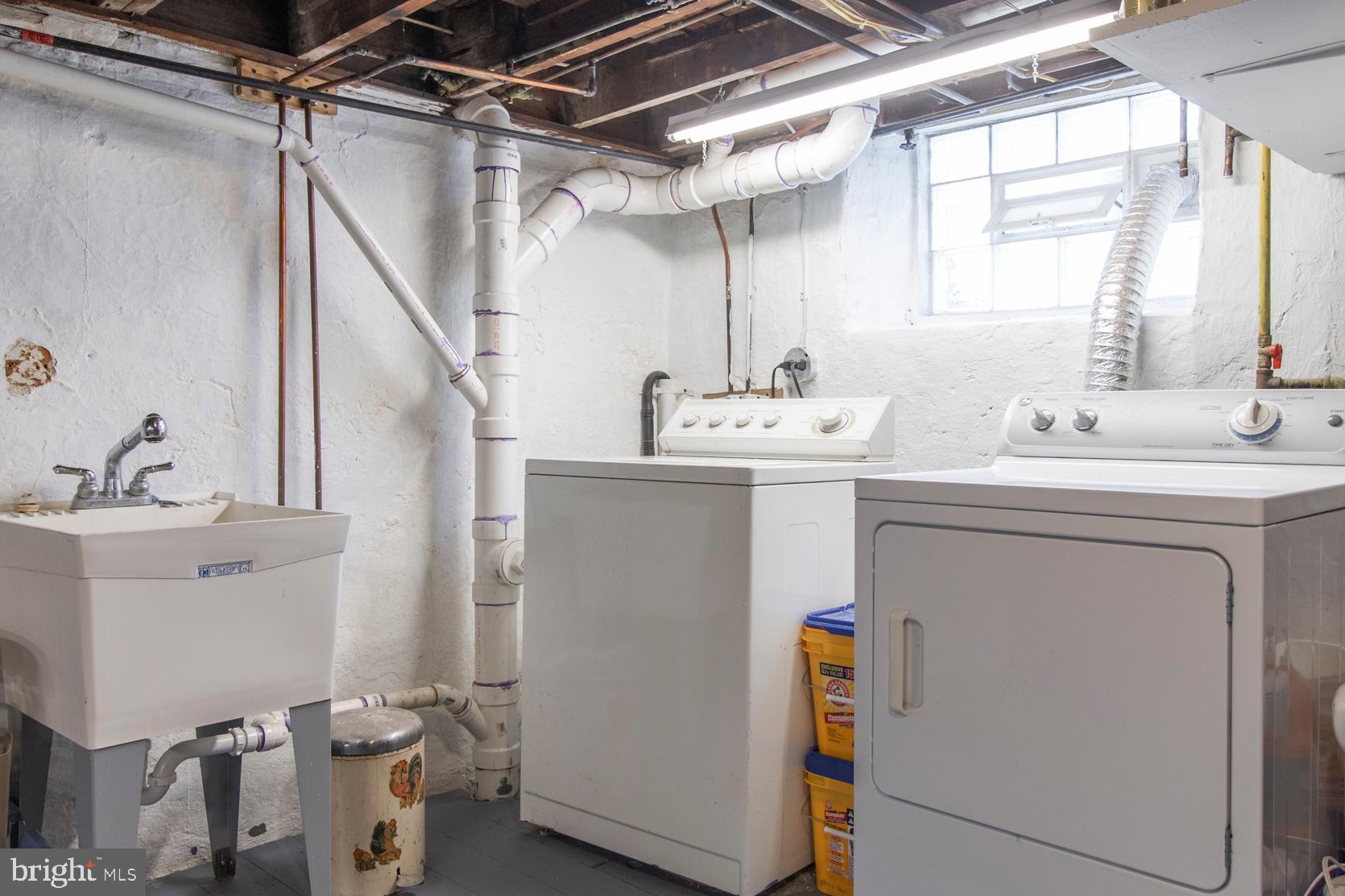 LLANERCH - Residential