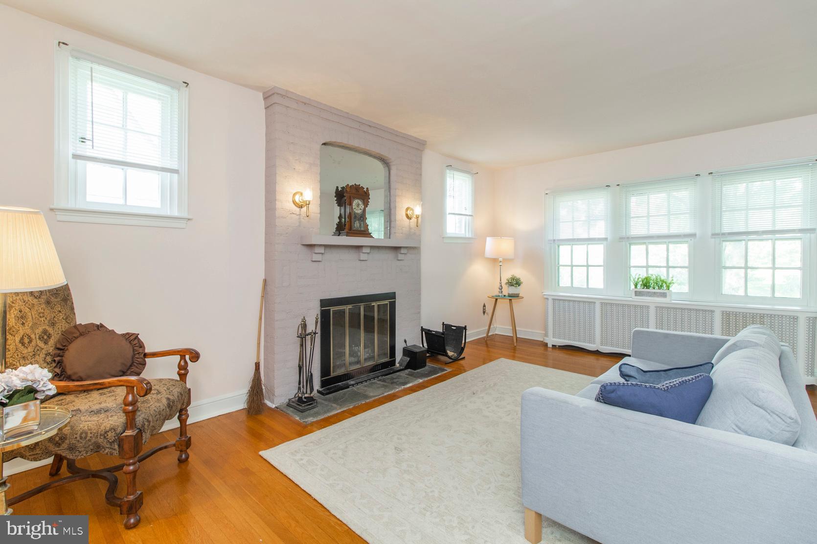 LLANERCH - Residential