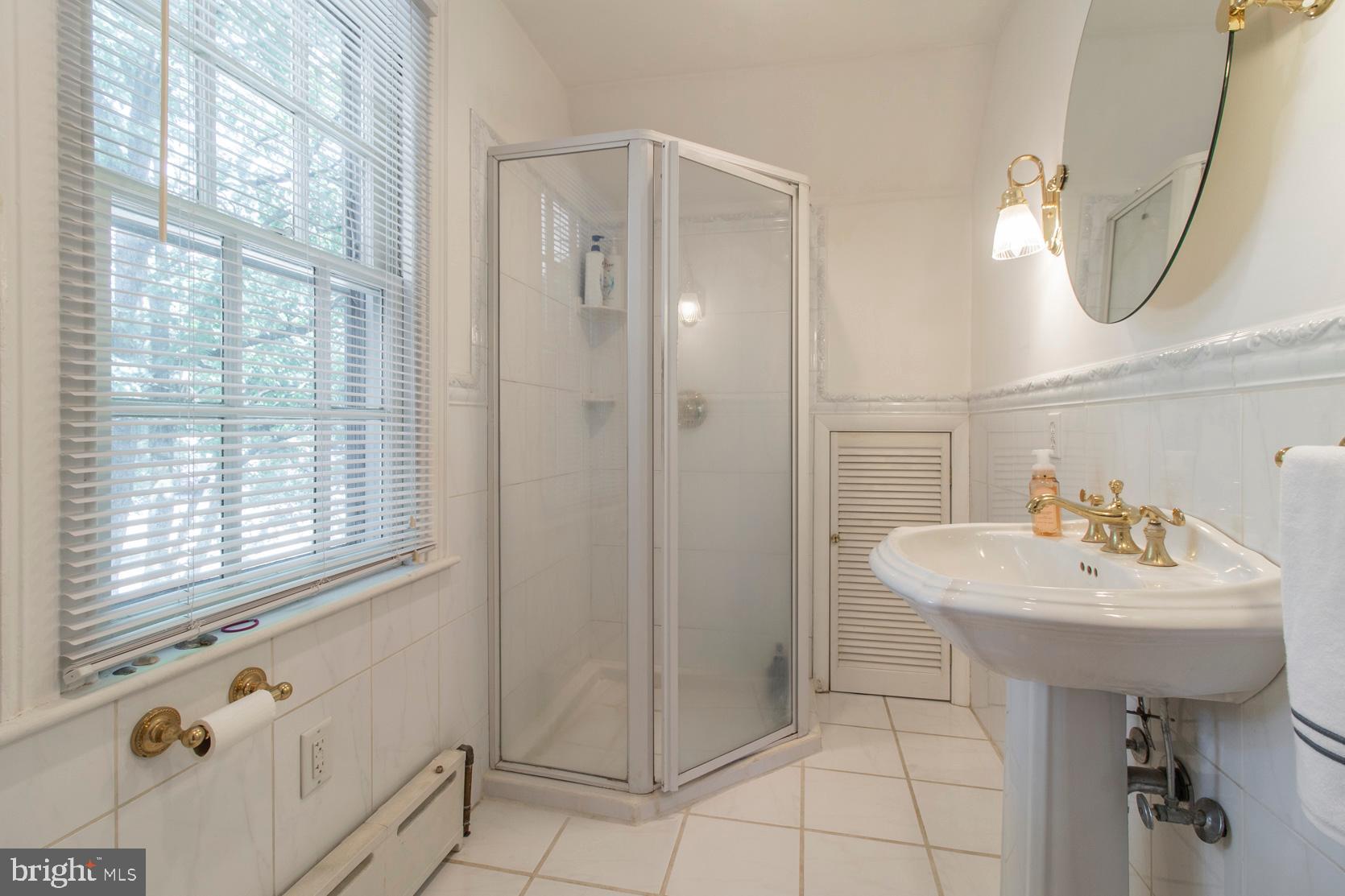 LLANERCH - Residential