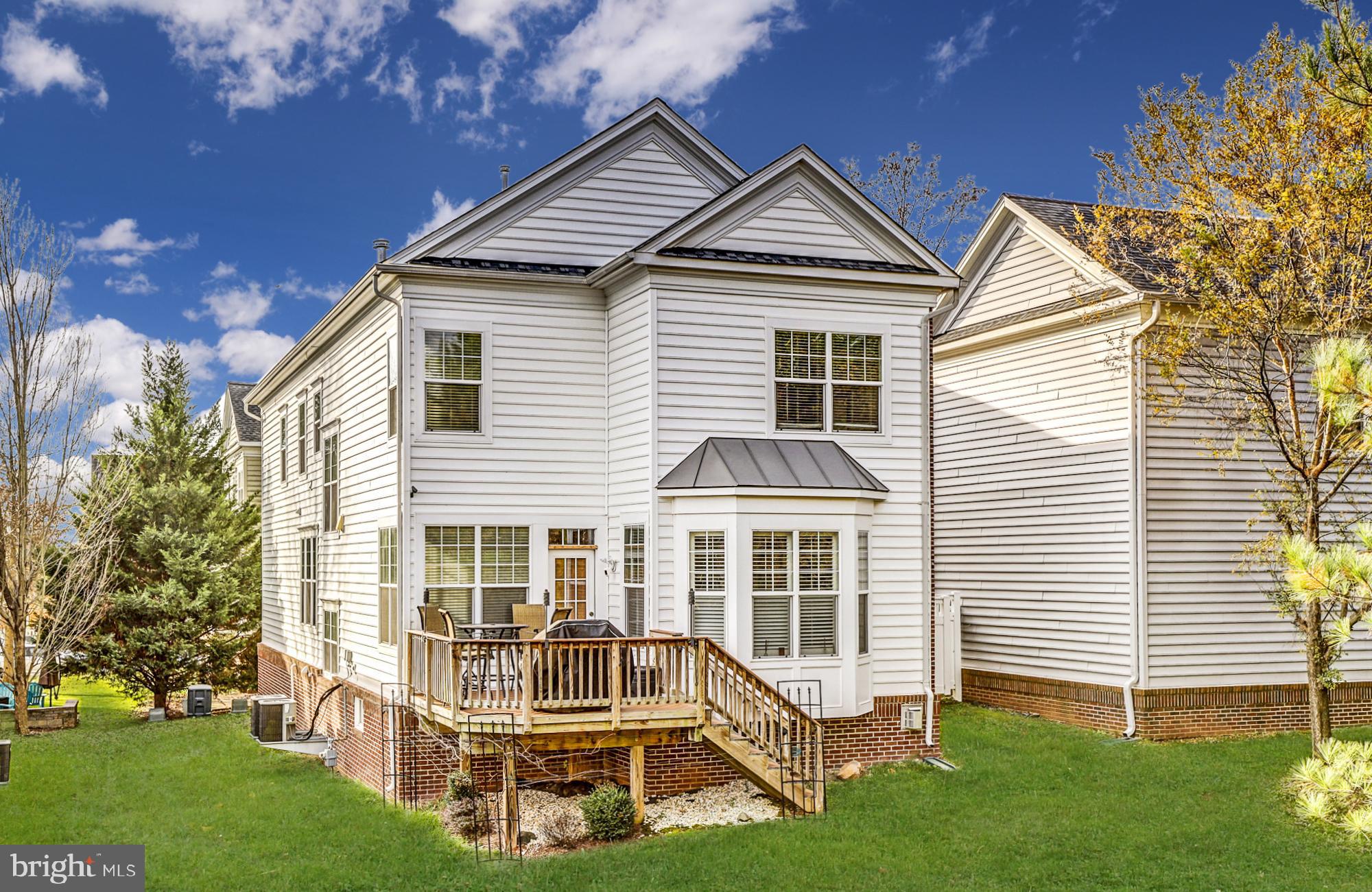 MEADOWS AT MORRIS FARM - Residential