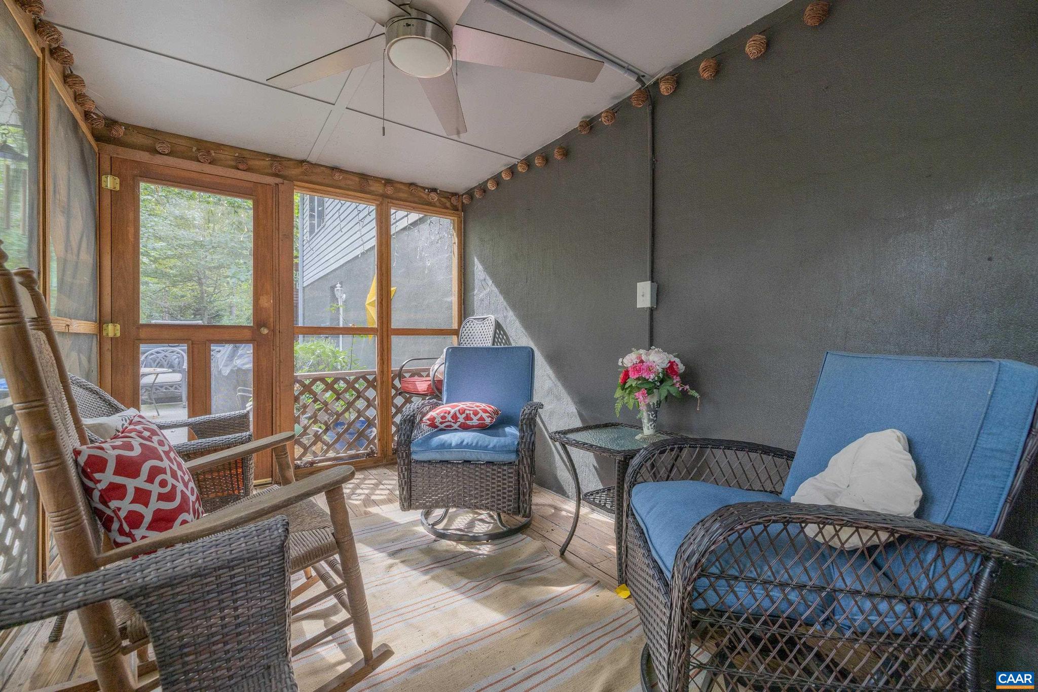 LAKE MONTICELLO - Residential