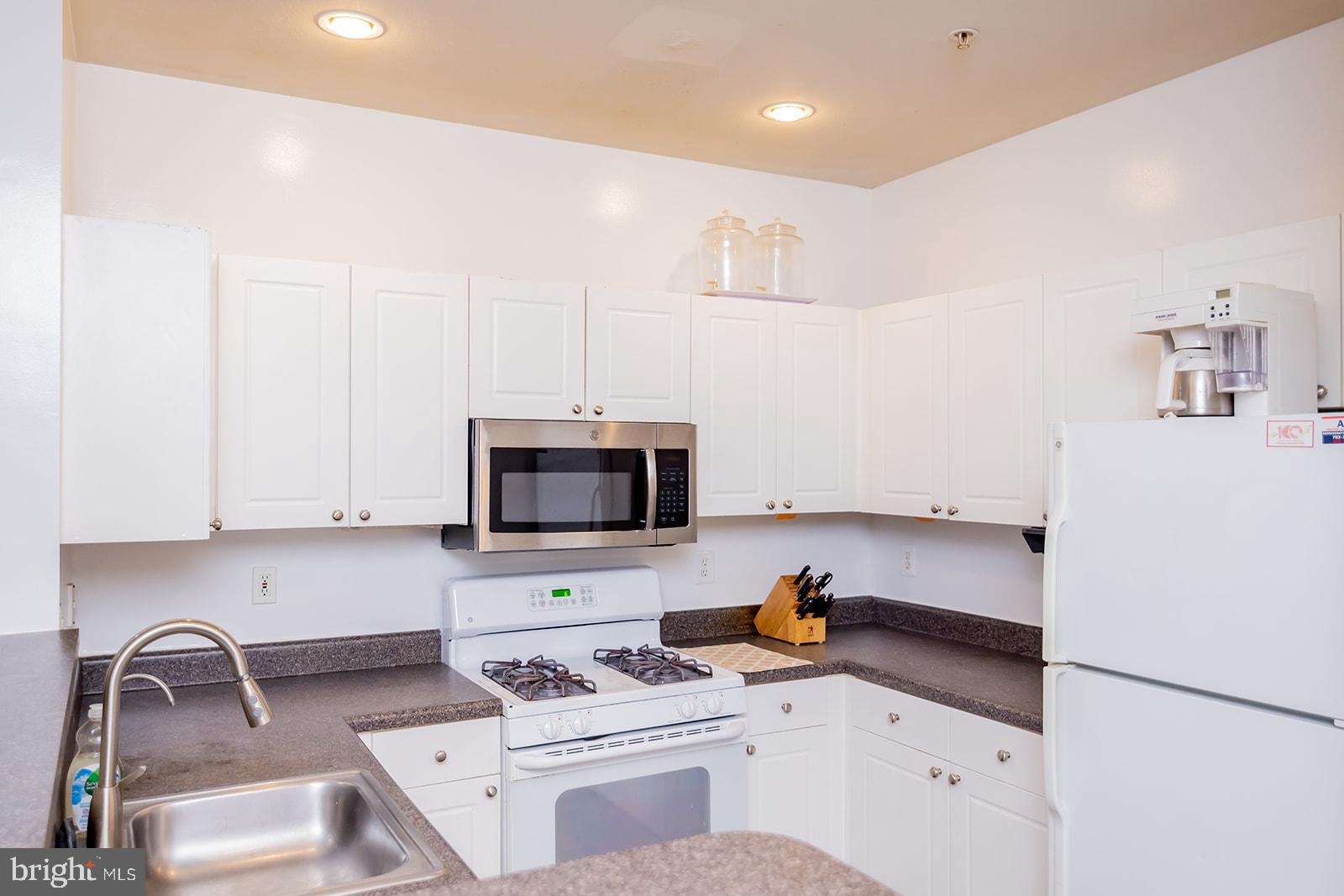 FAIR RIDGE - Residential Lease