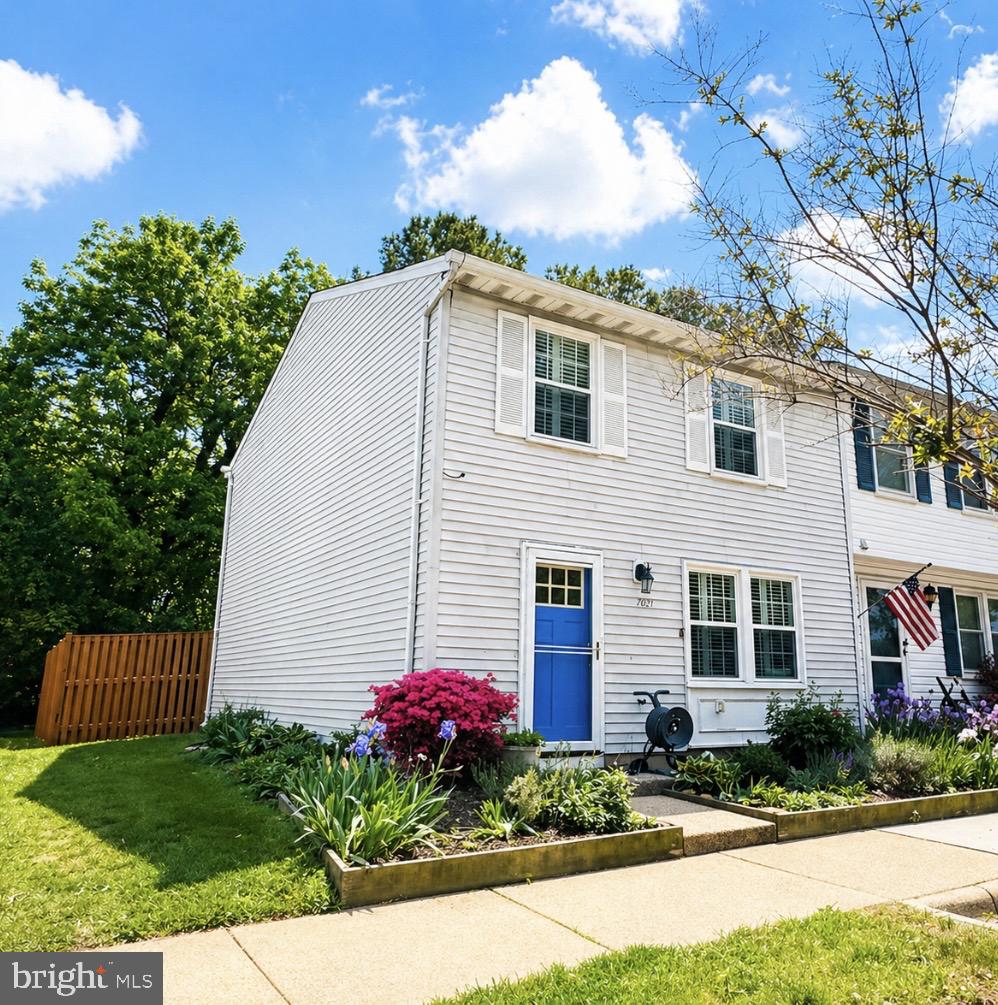 7021 BRYANT TOWNE COURT