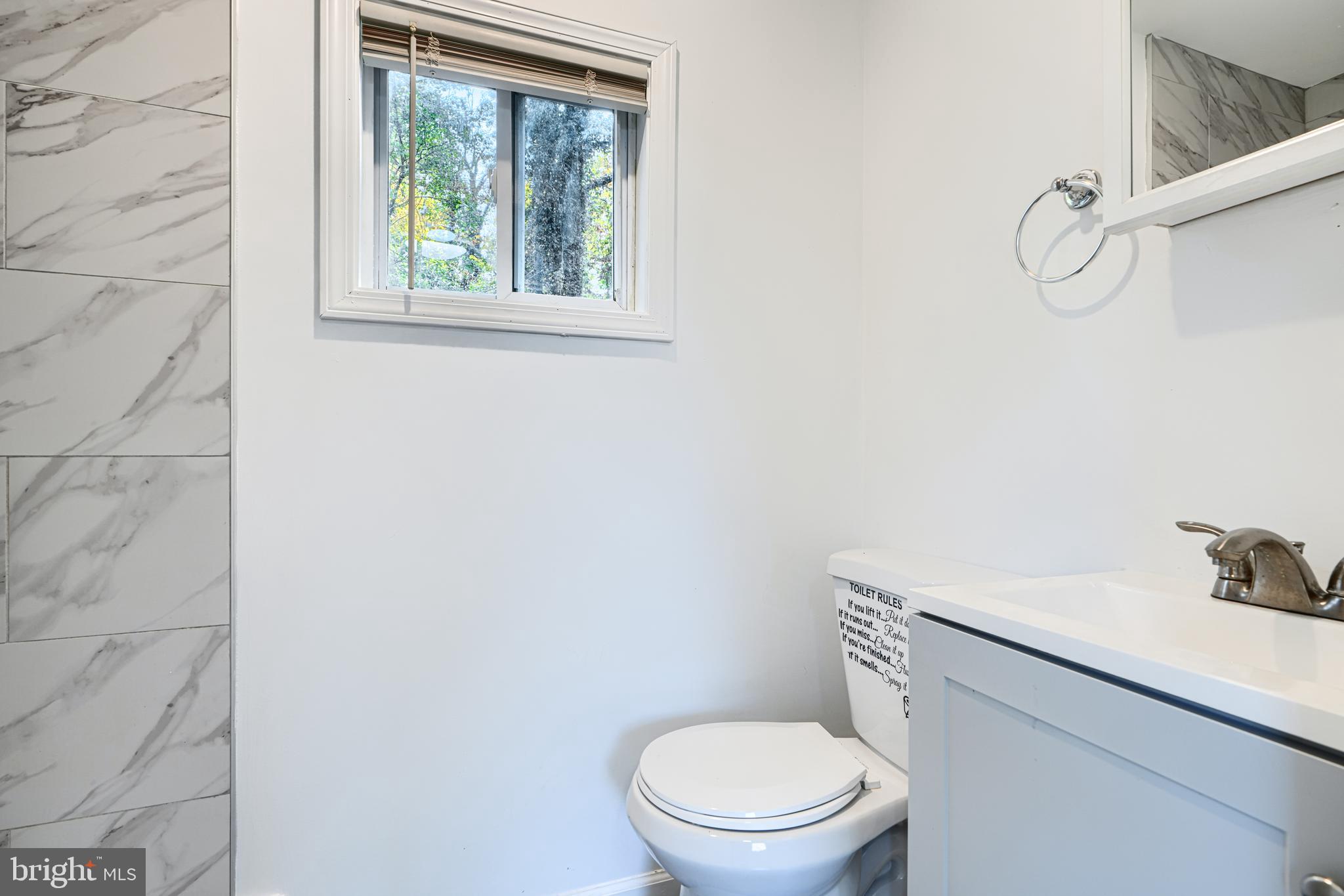 GWYNN LAKE PARK - Residential