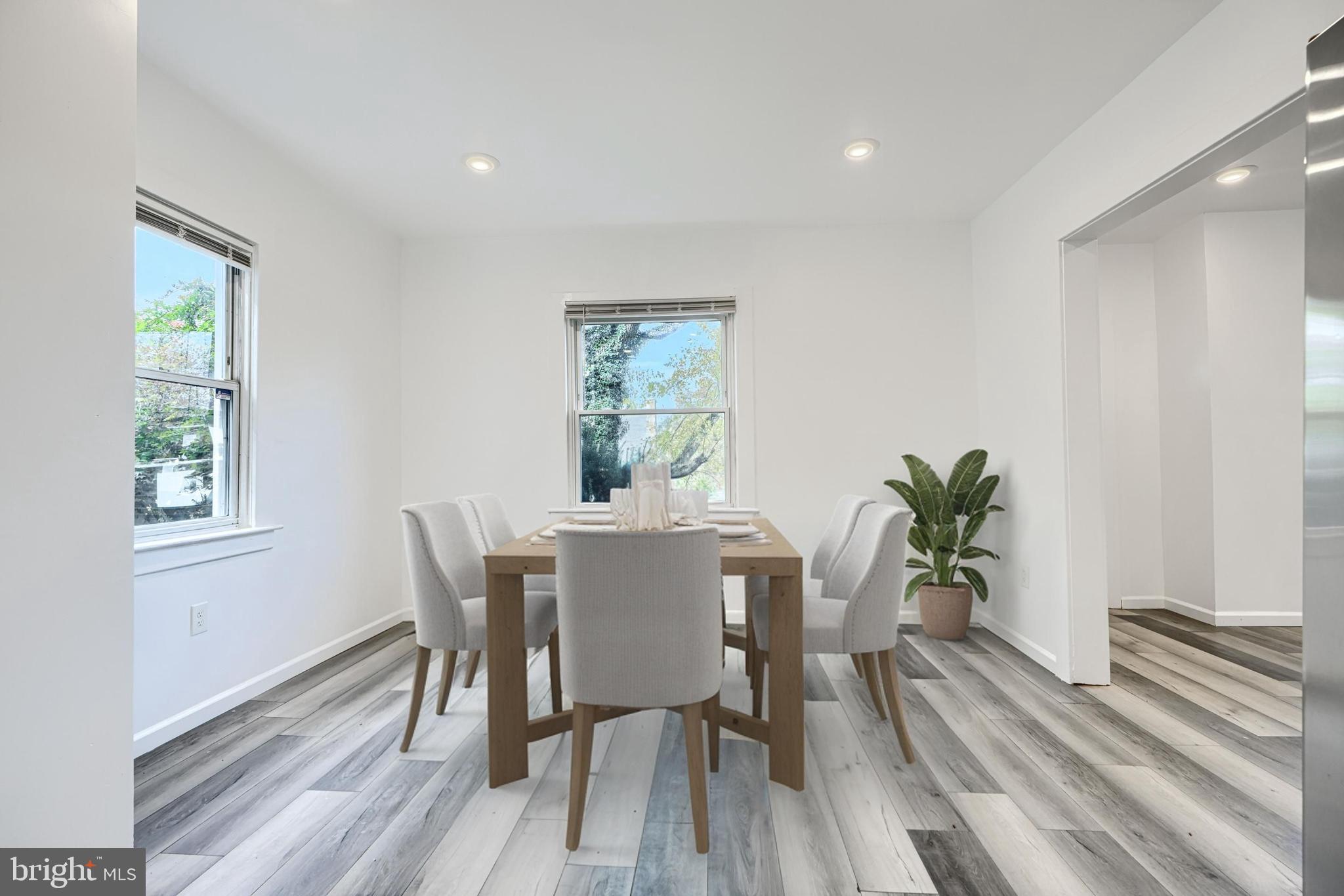 GWYNN LAKE PARK - Residential