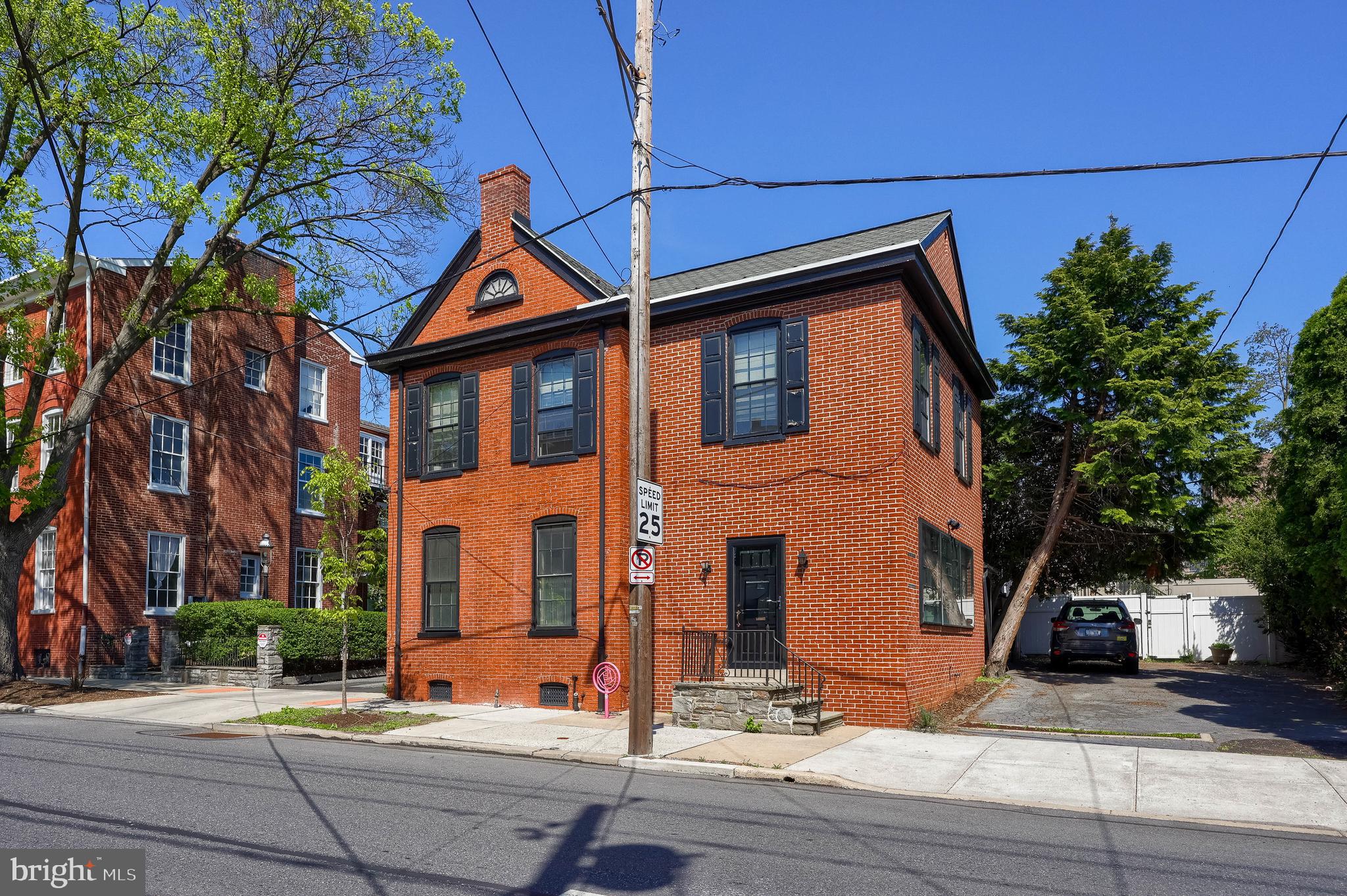 DOWNTOWN LANCASTER - Commercial Sale