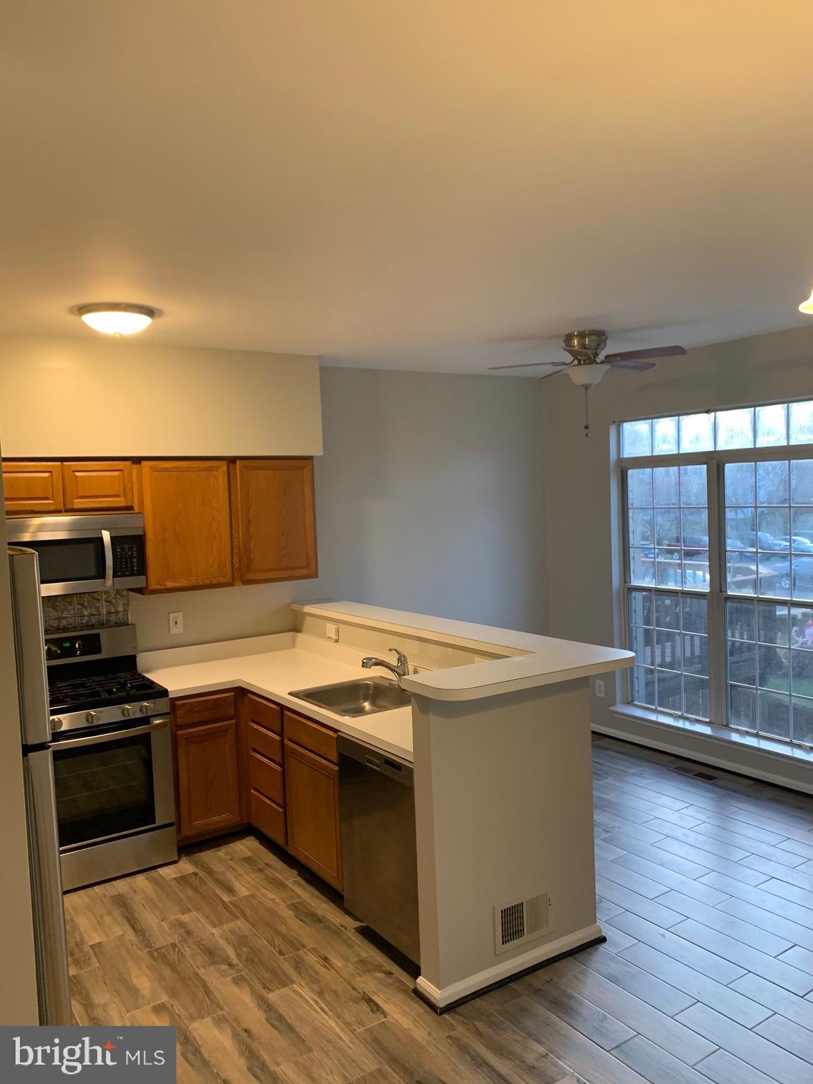 MONTCLAIR MEWS - Residential Lease