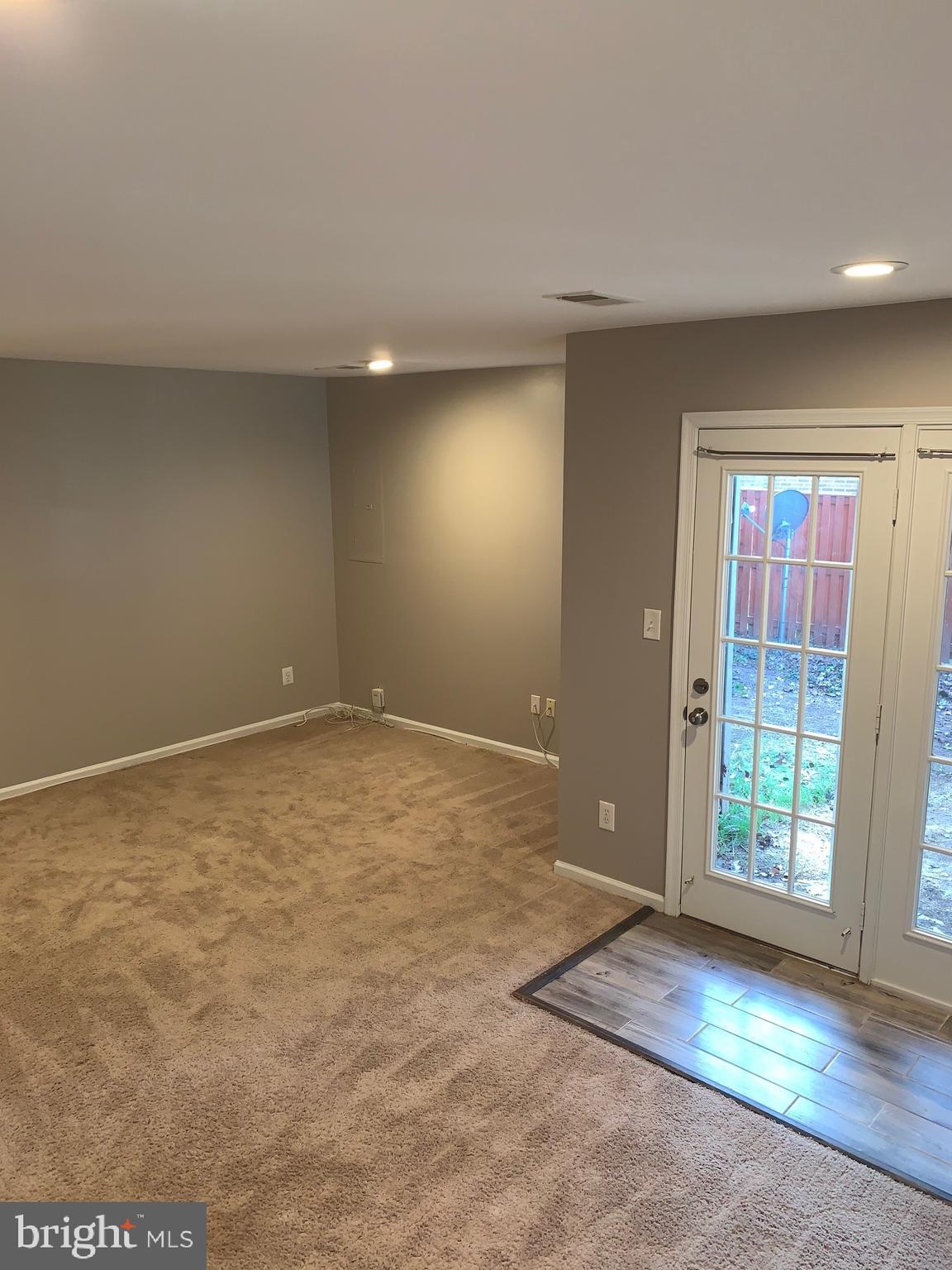 MONTCLAIR MEWS - Residential Lease