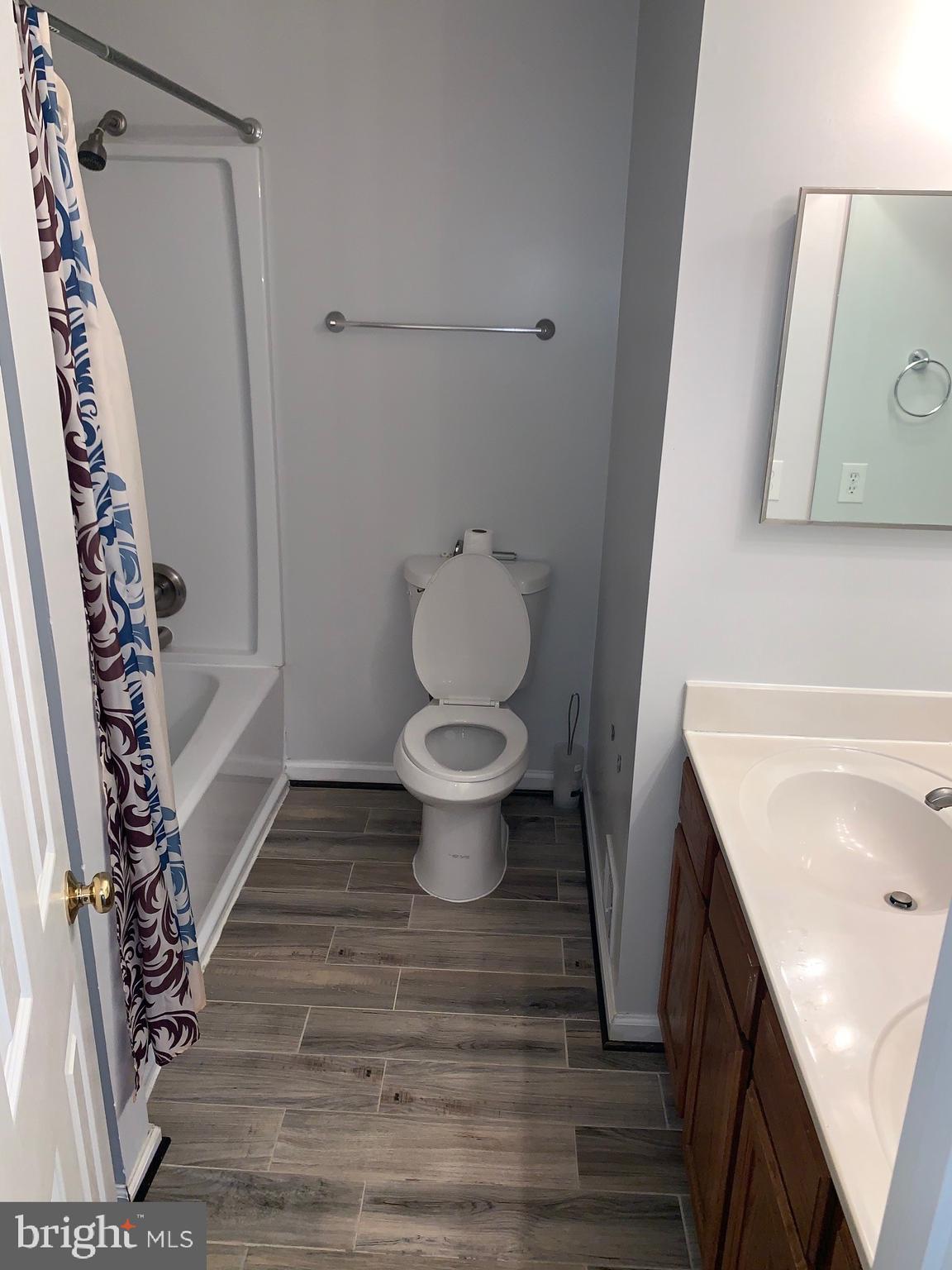 MONTCLAIR MEWS - Residential Lease