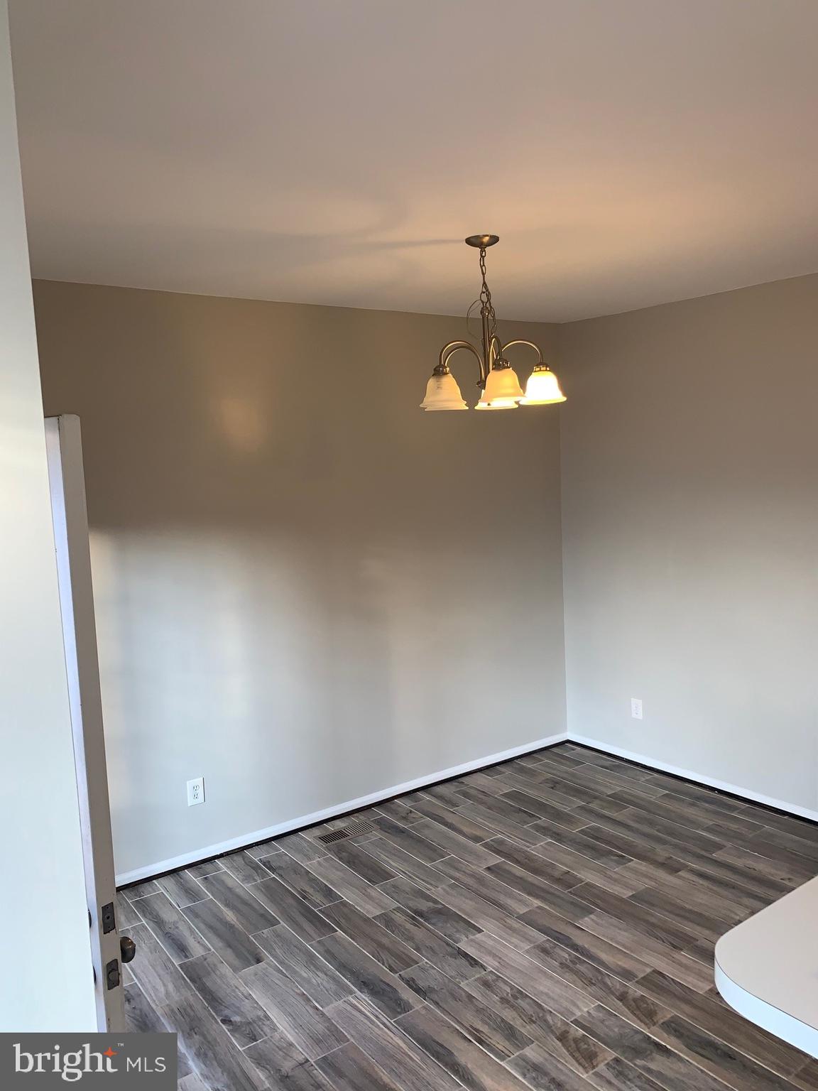 MONTCLAIR MEWS - Residential Lease