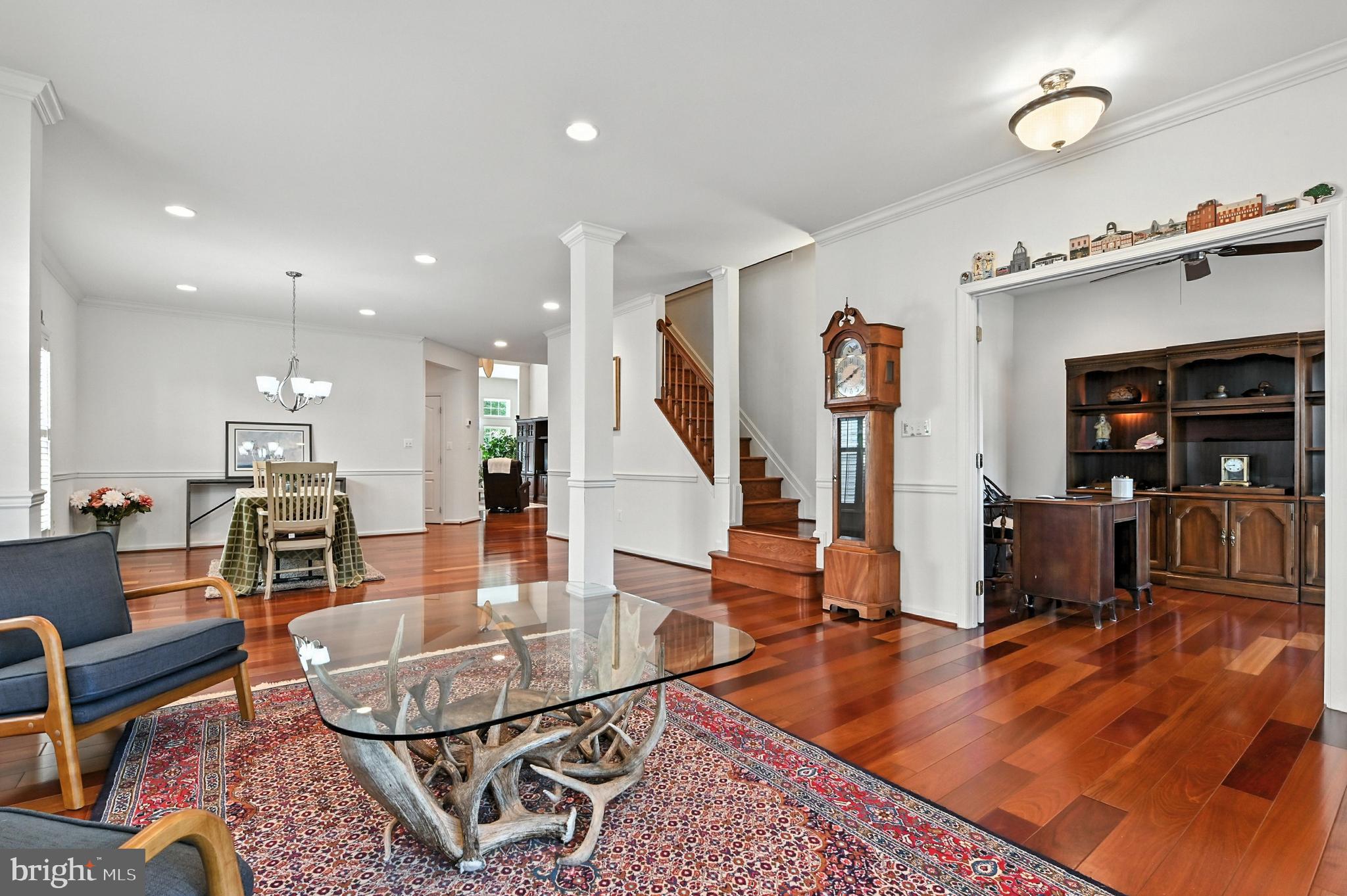 371 OVERTURE WAY