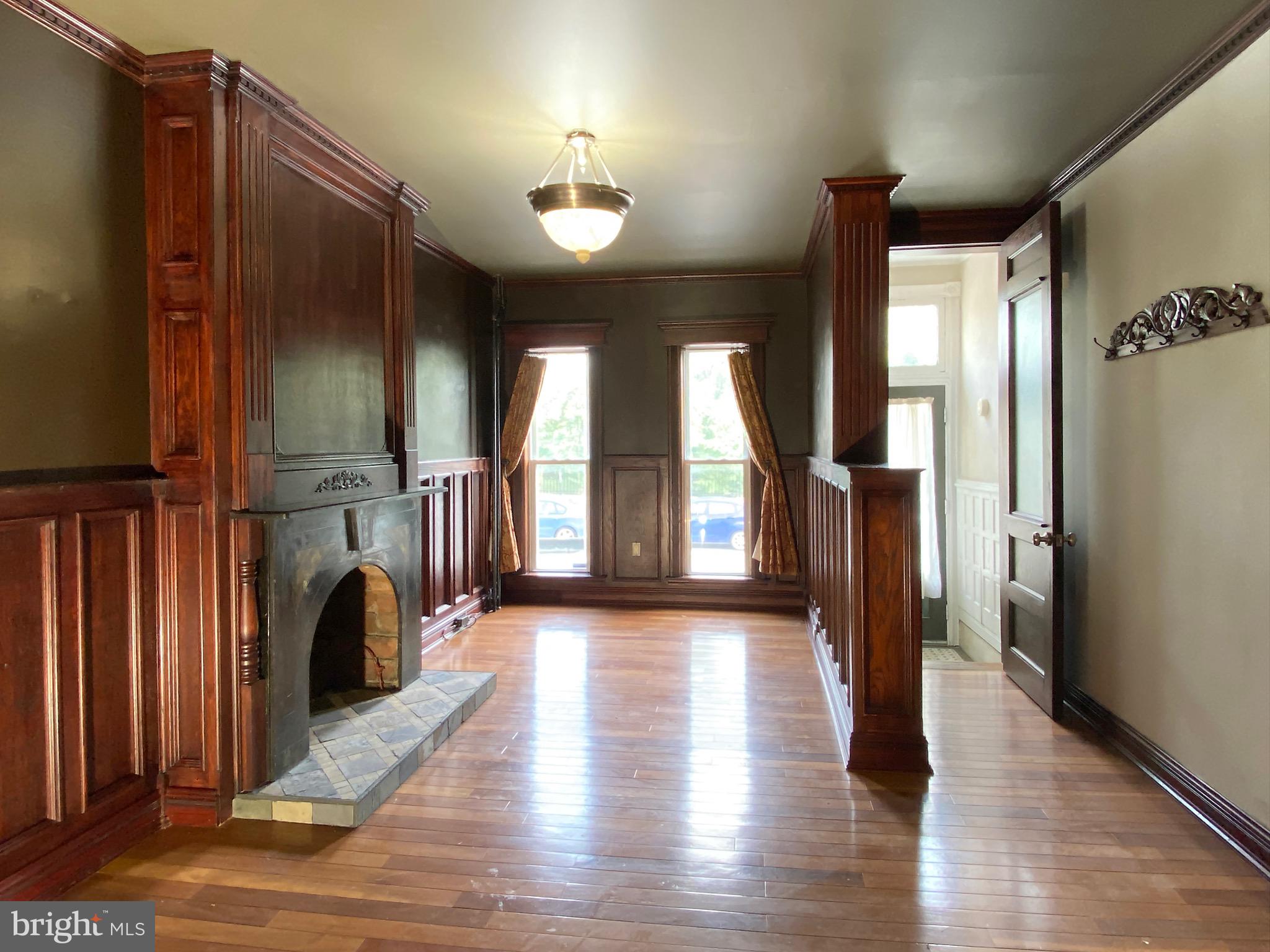 CHARLES VILLAGE - Residential