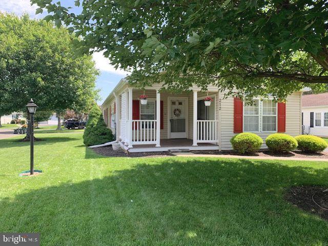 212 DOVE COURT