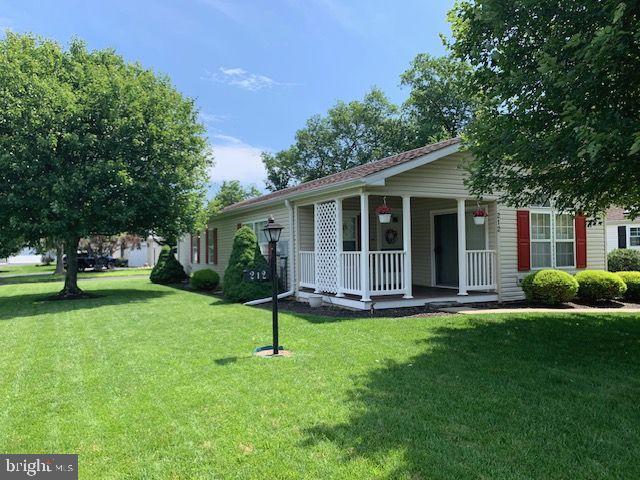 212 DOVE COURT