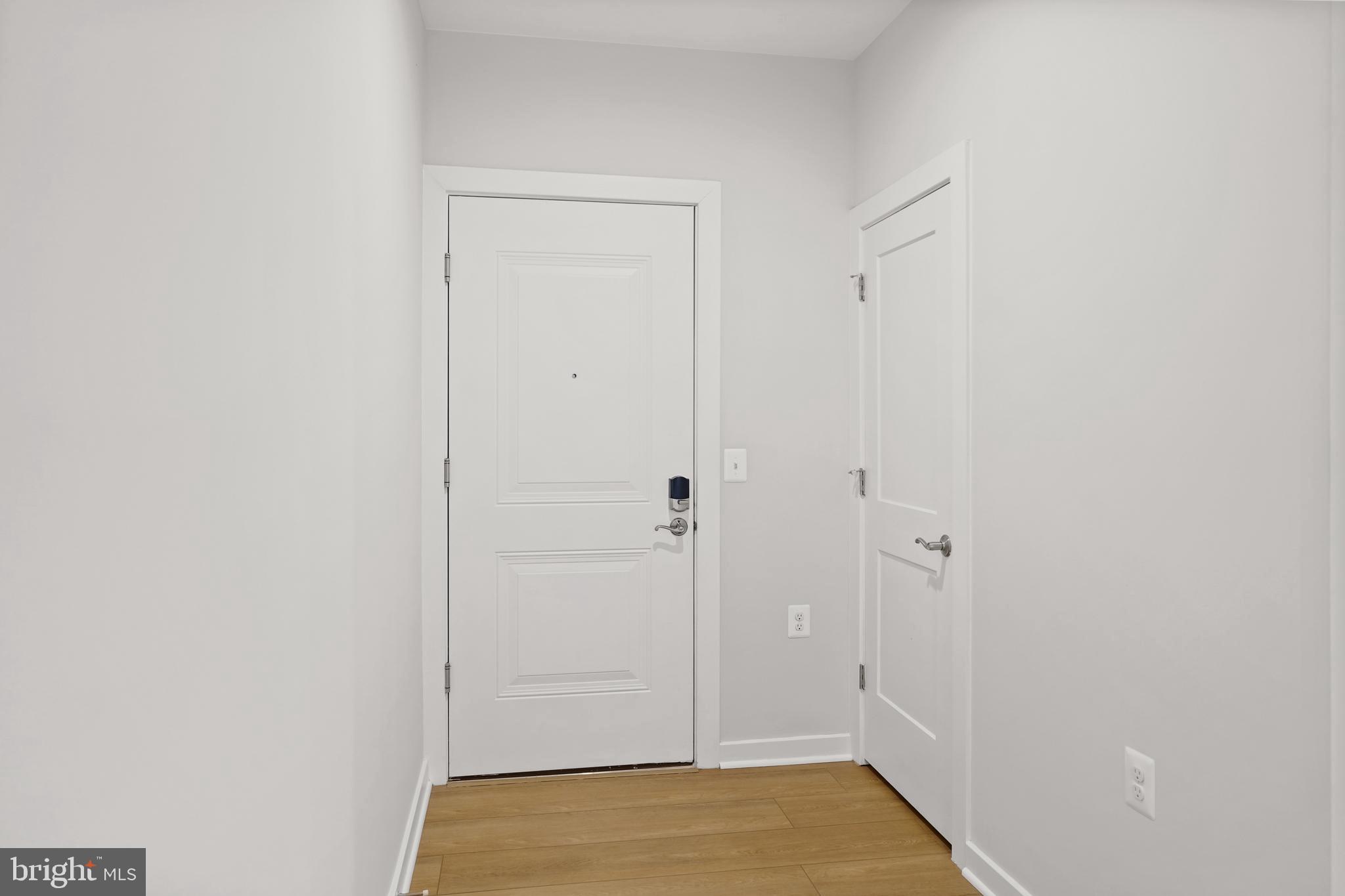 TALL OAKS - Residential Lease