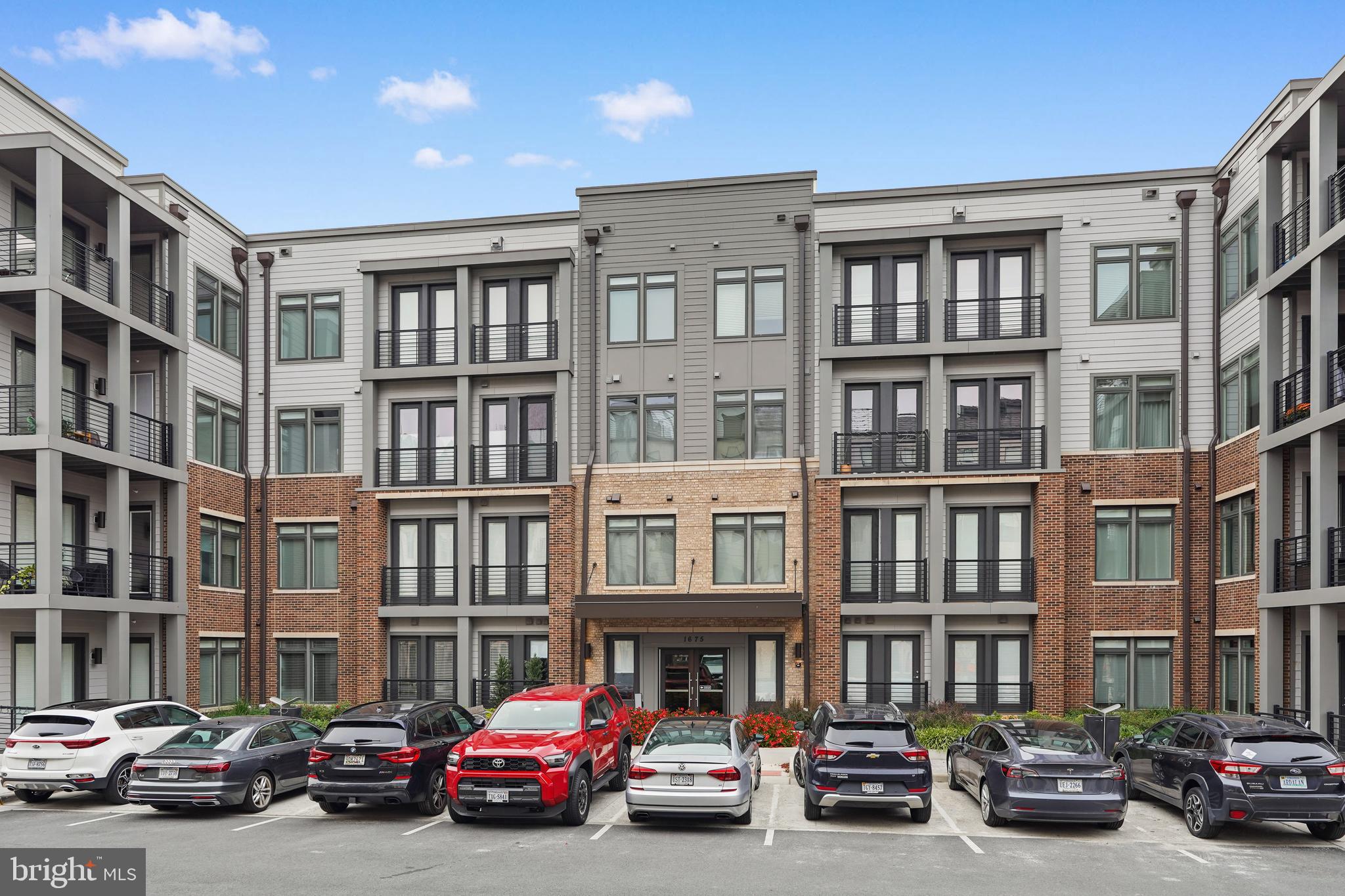 TALL OAKS - Residential Lease