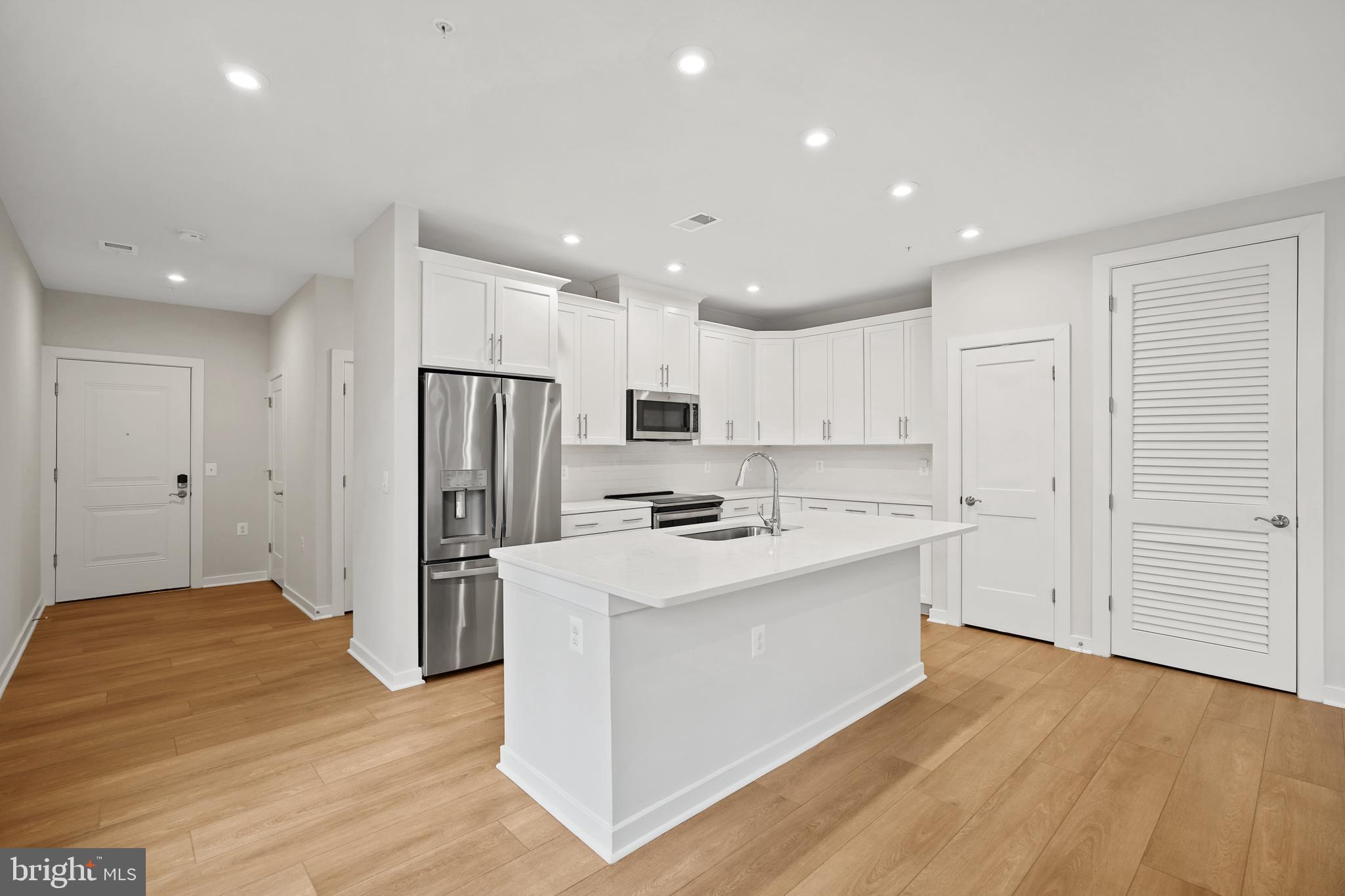 1675 BANDIT LOOP 107B