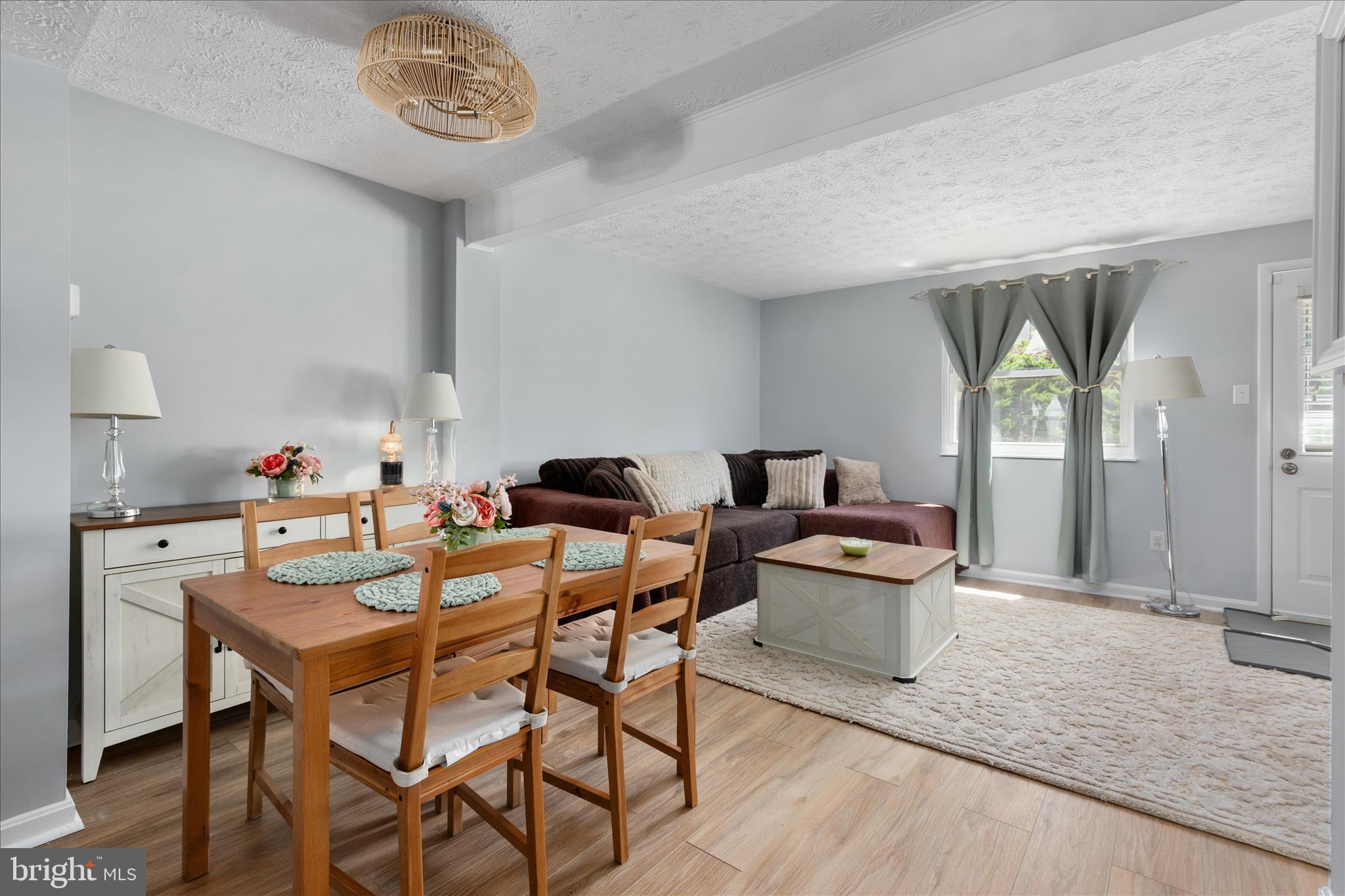 NEWINGTON FOREST - Residential