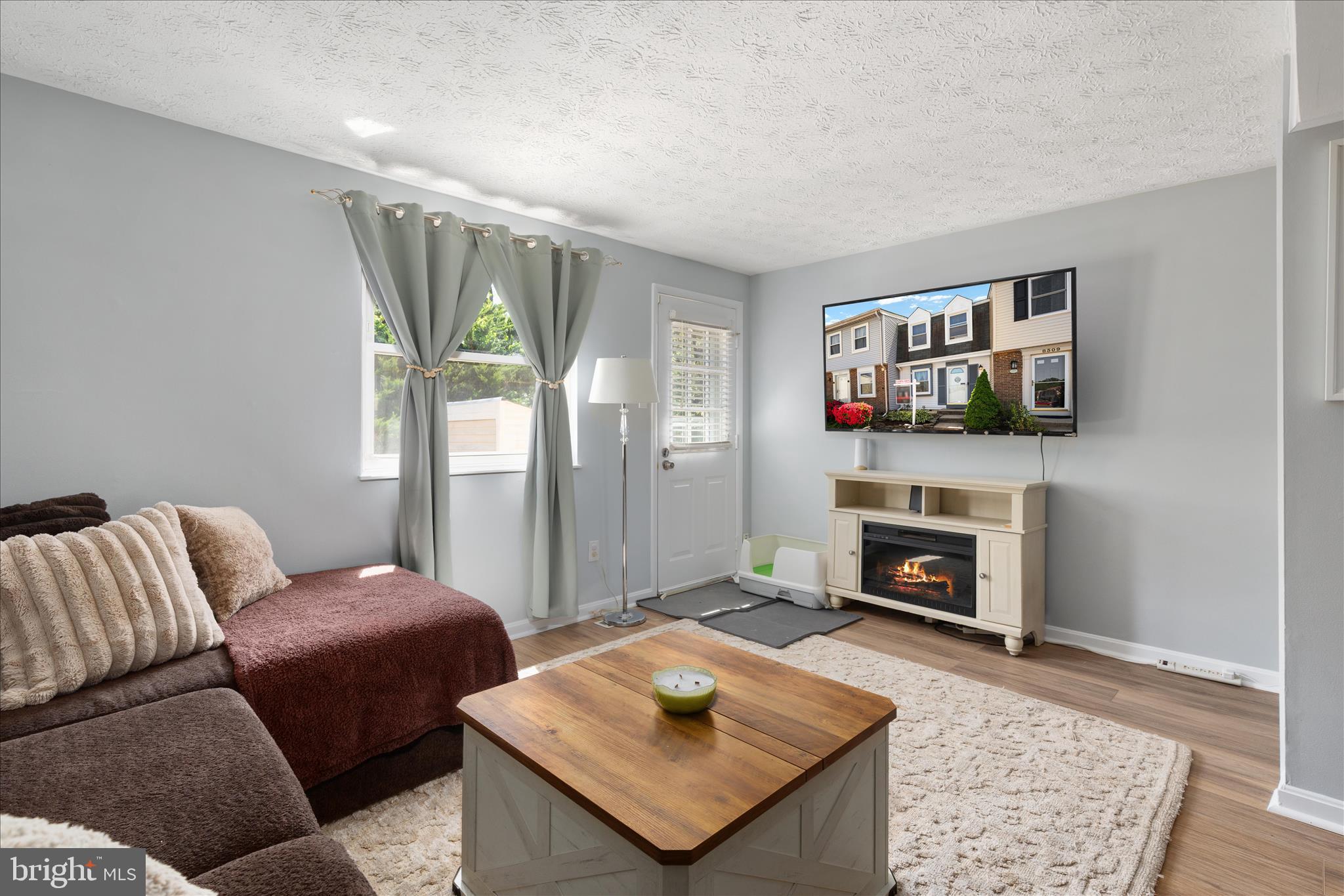 NEWINGTON FOREST - Residential