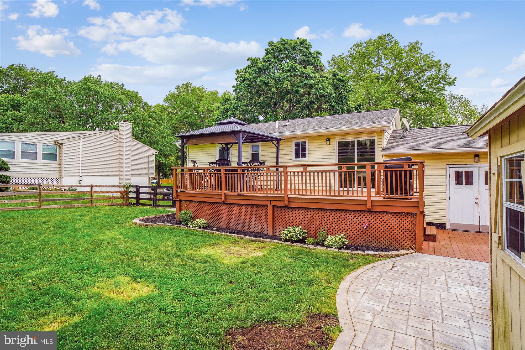 HILLTOP - Residential