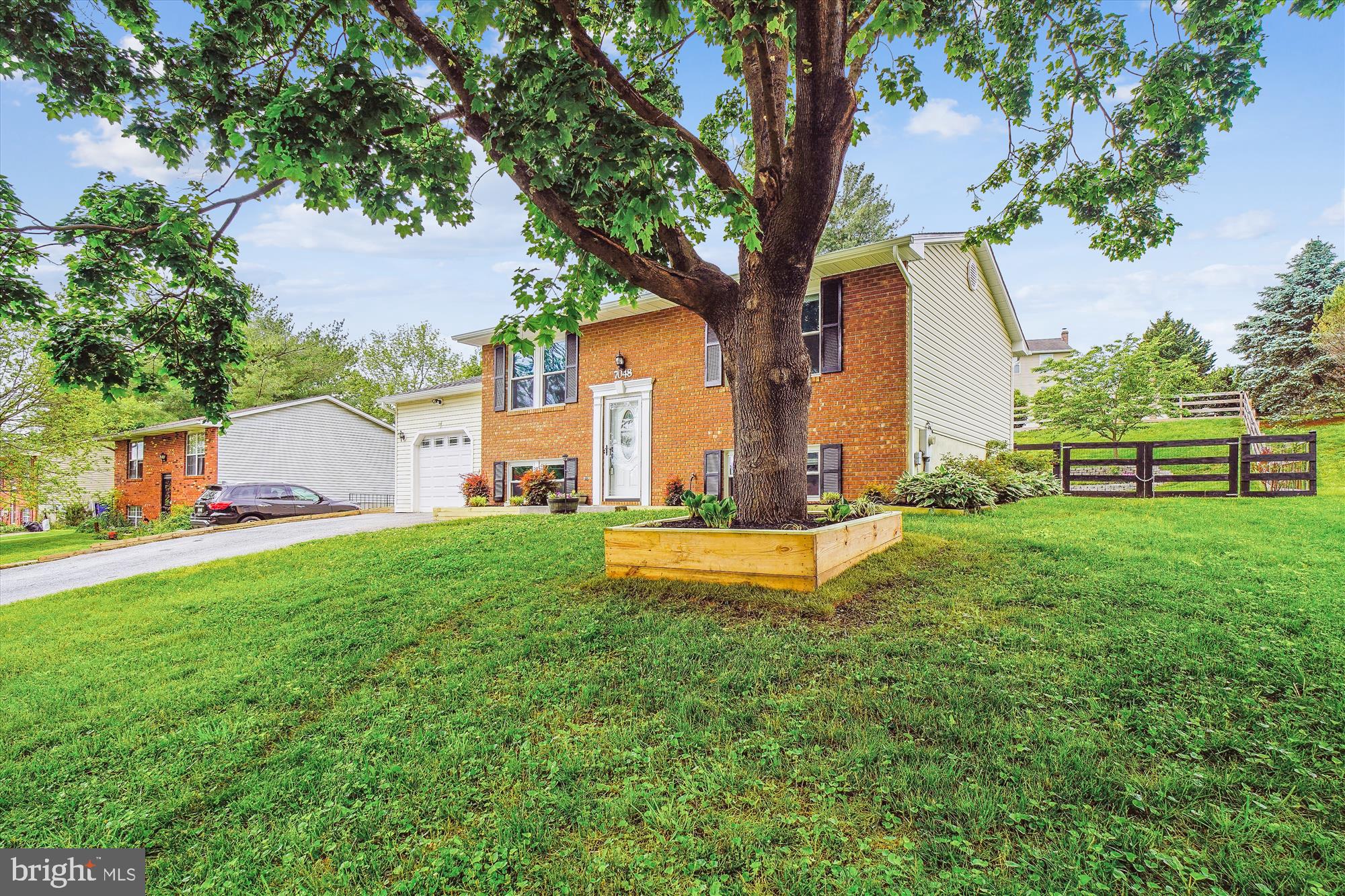 HILLTOP - Residential