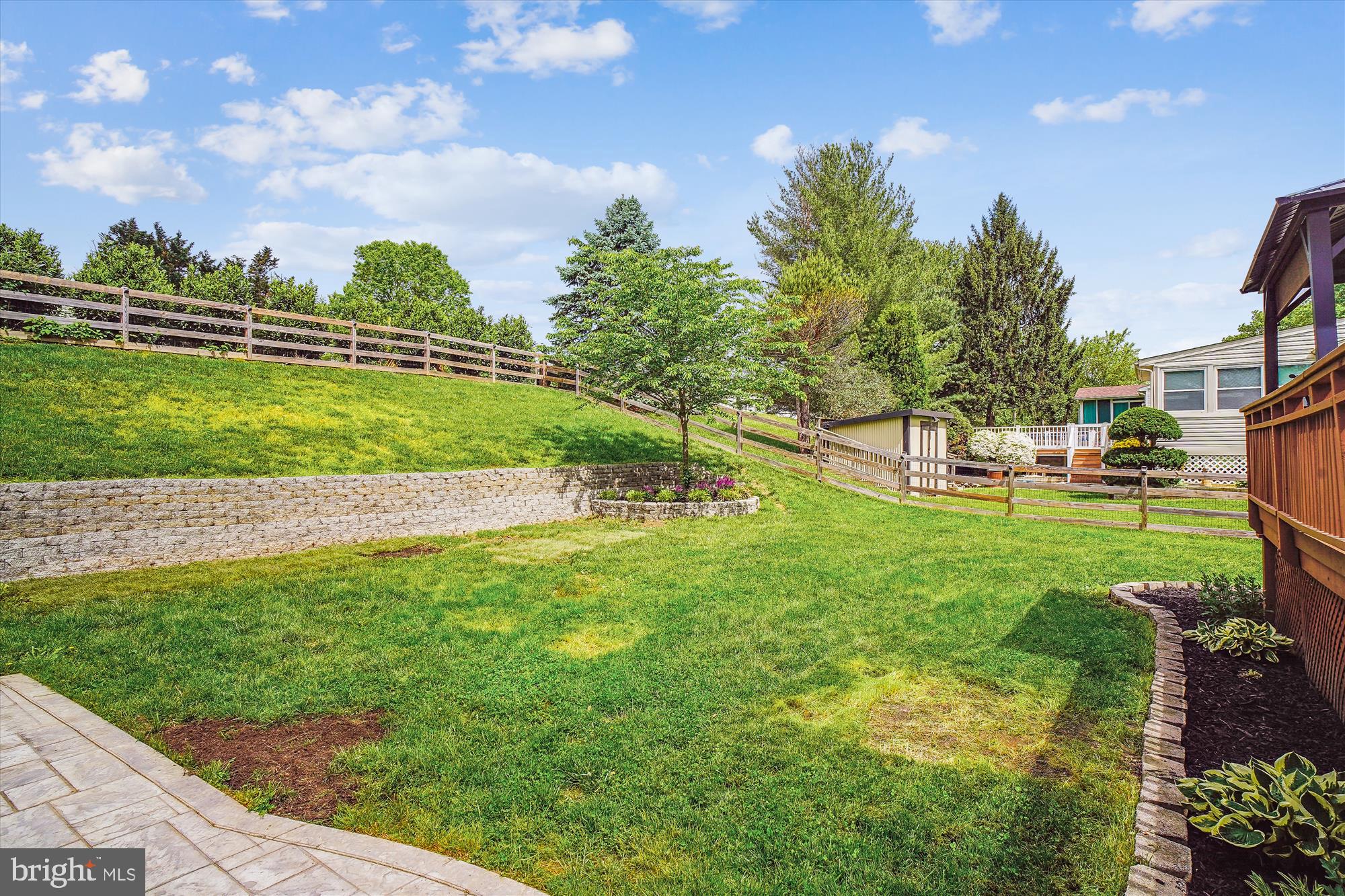 HILLTOP - Residential