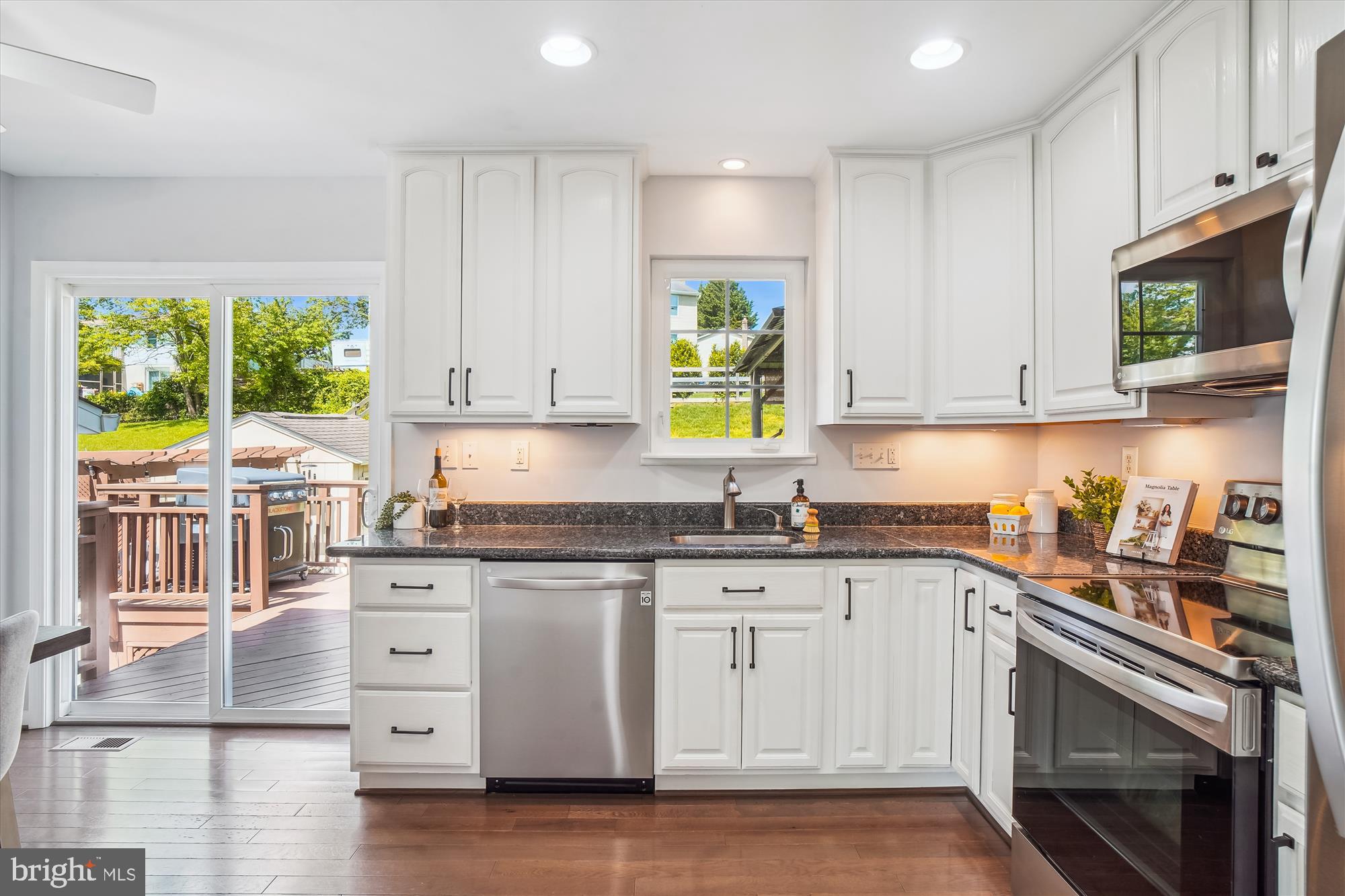 HILLTOP - Residential