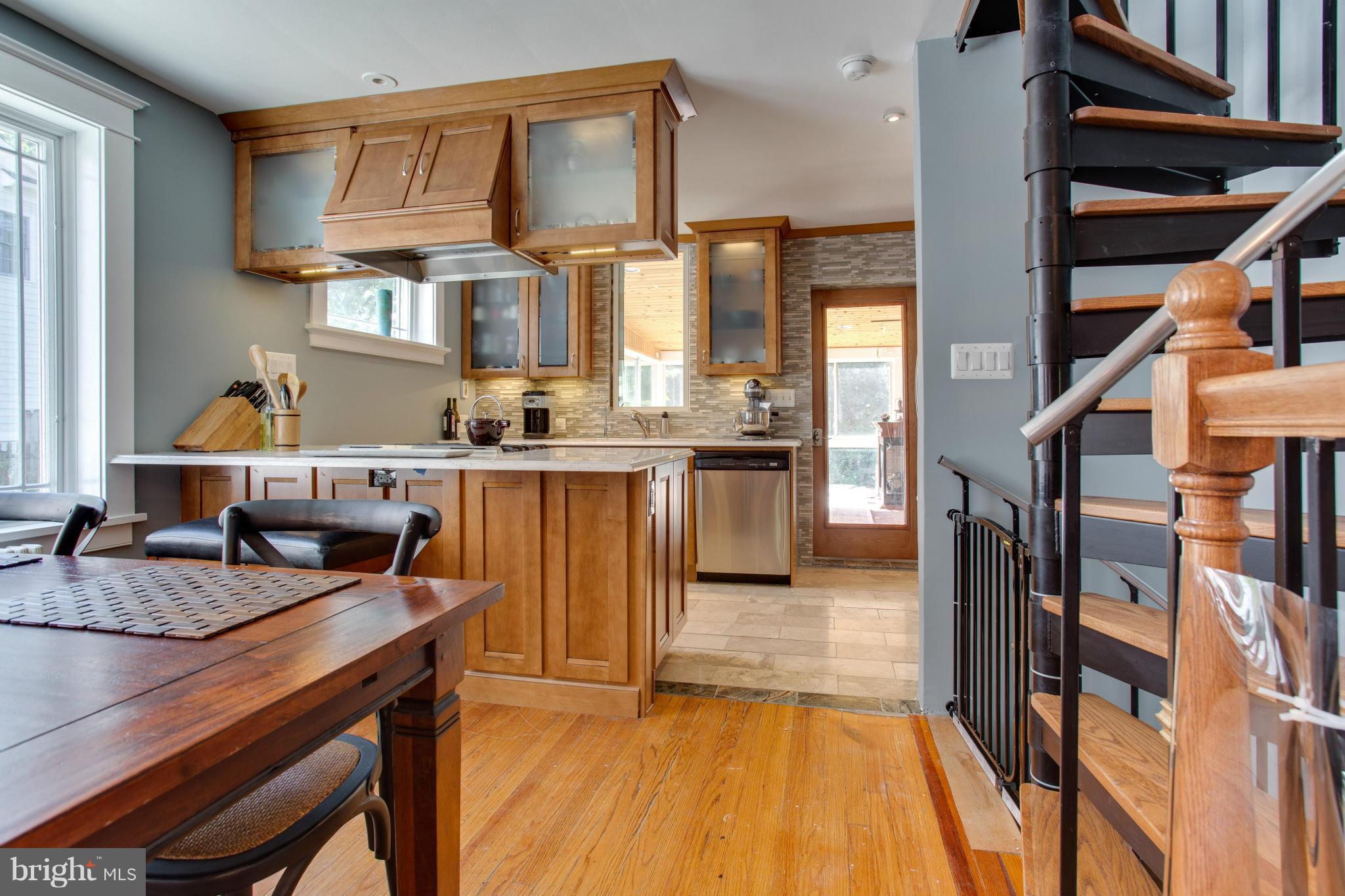 ROSEDALE PARK - Residential